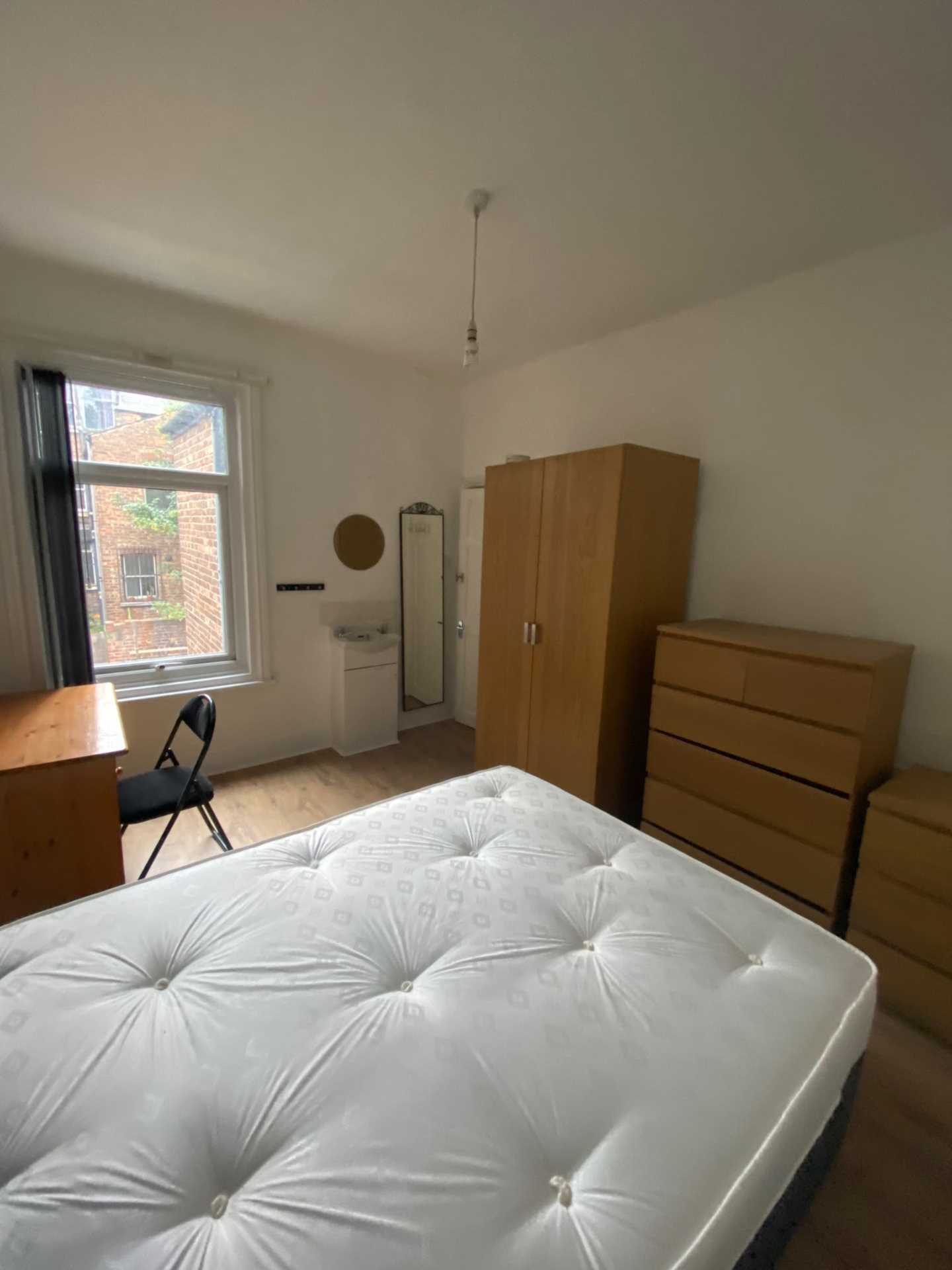 Additional Property Image 4 bedroom Terraced to rent in Manchester 12