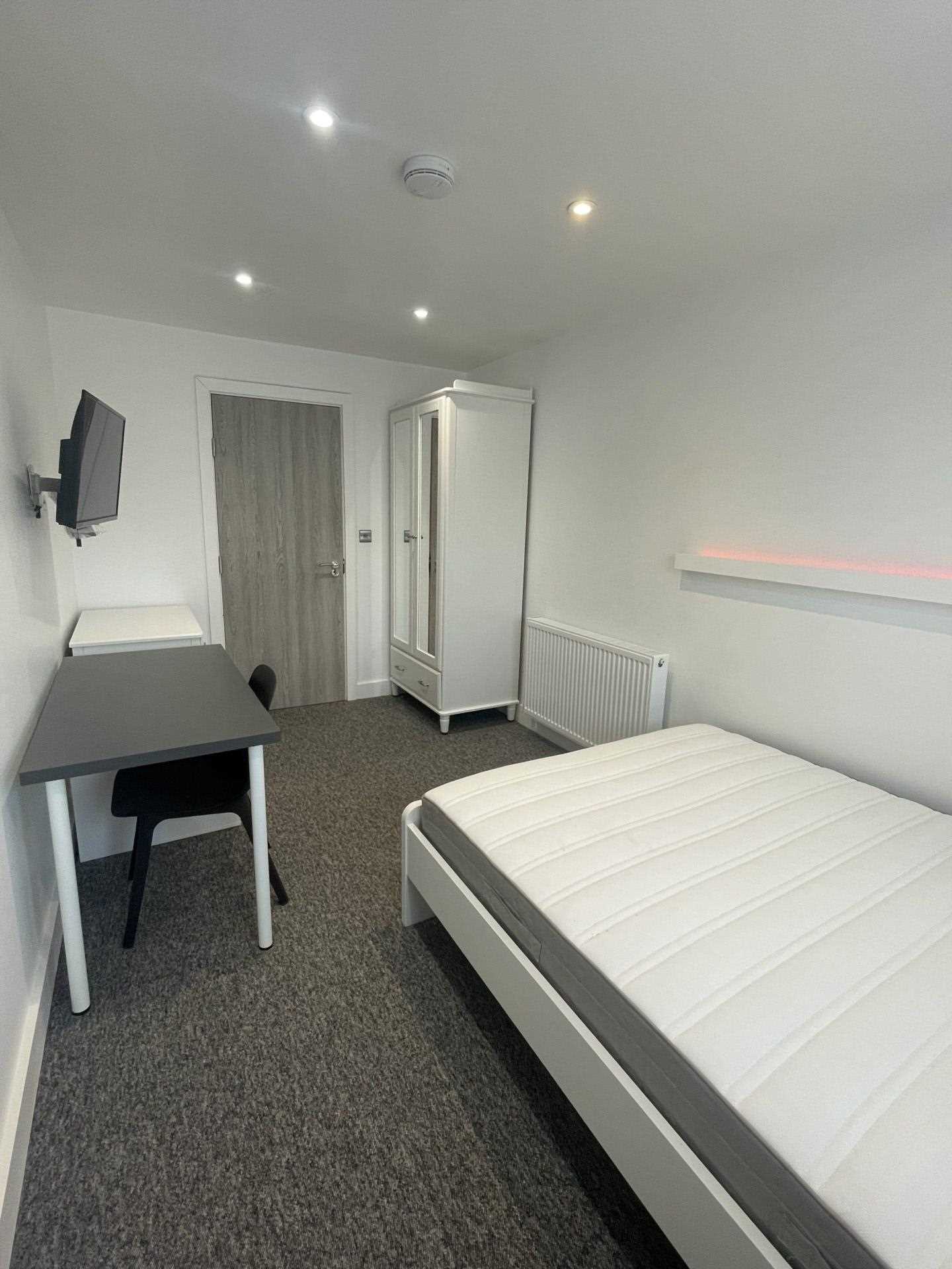 Additional Property Image 6 bedroom Terraced to rent in Manchester 5