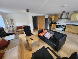 6 bedroom Flat to rent in Manchester