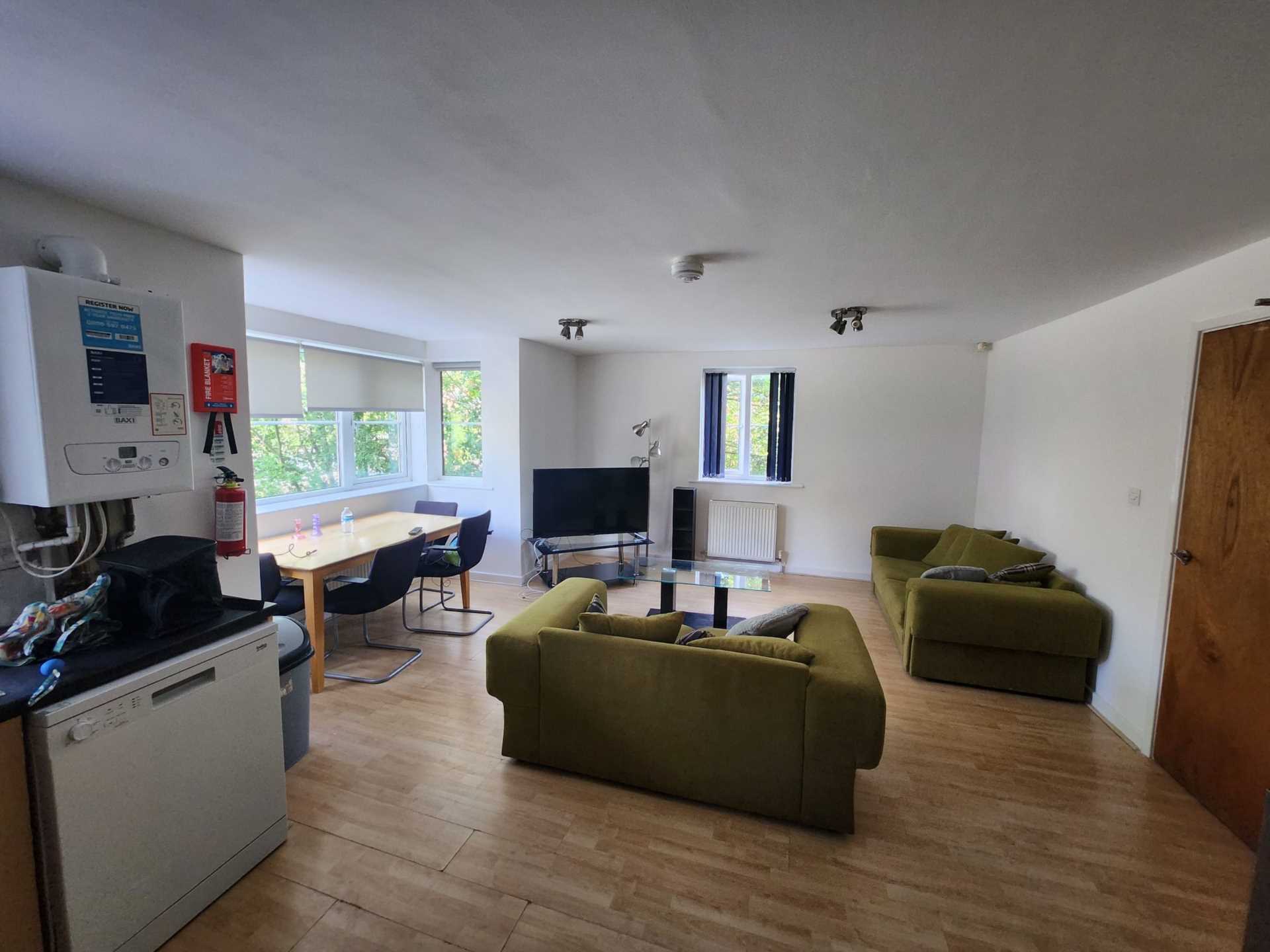 Additional Property Image 3 bedroom Flat to rent in Manchester 10