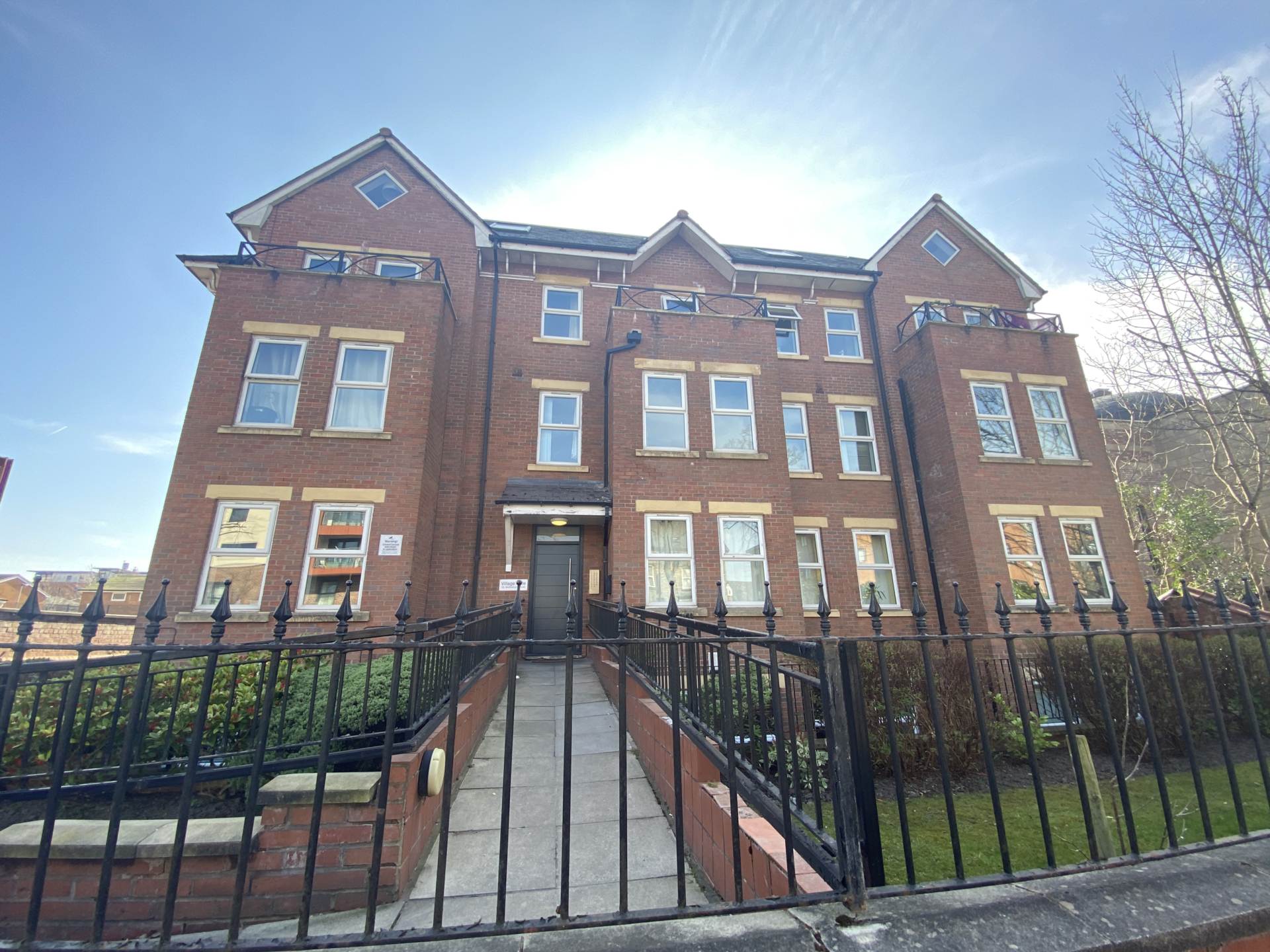 Additional Property Image 2 bedroom Apartment to rent in Manchester 14