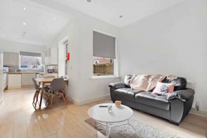 6 bedroom Terraced to rent in Manchester