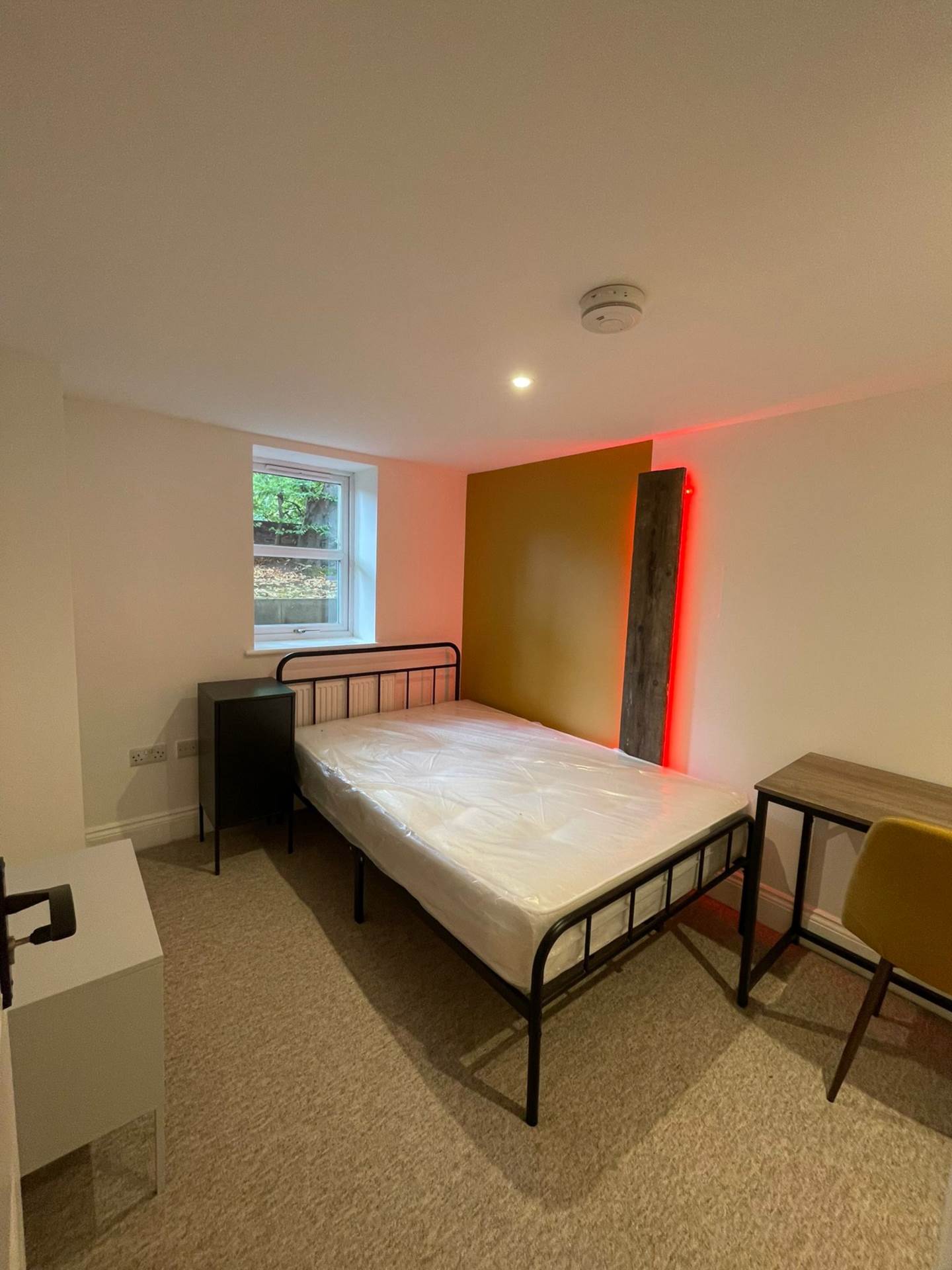 Additional Property Image 6 bedroom Flat to rent in Manchester 9