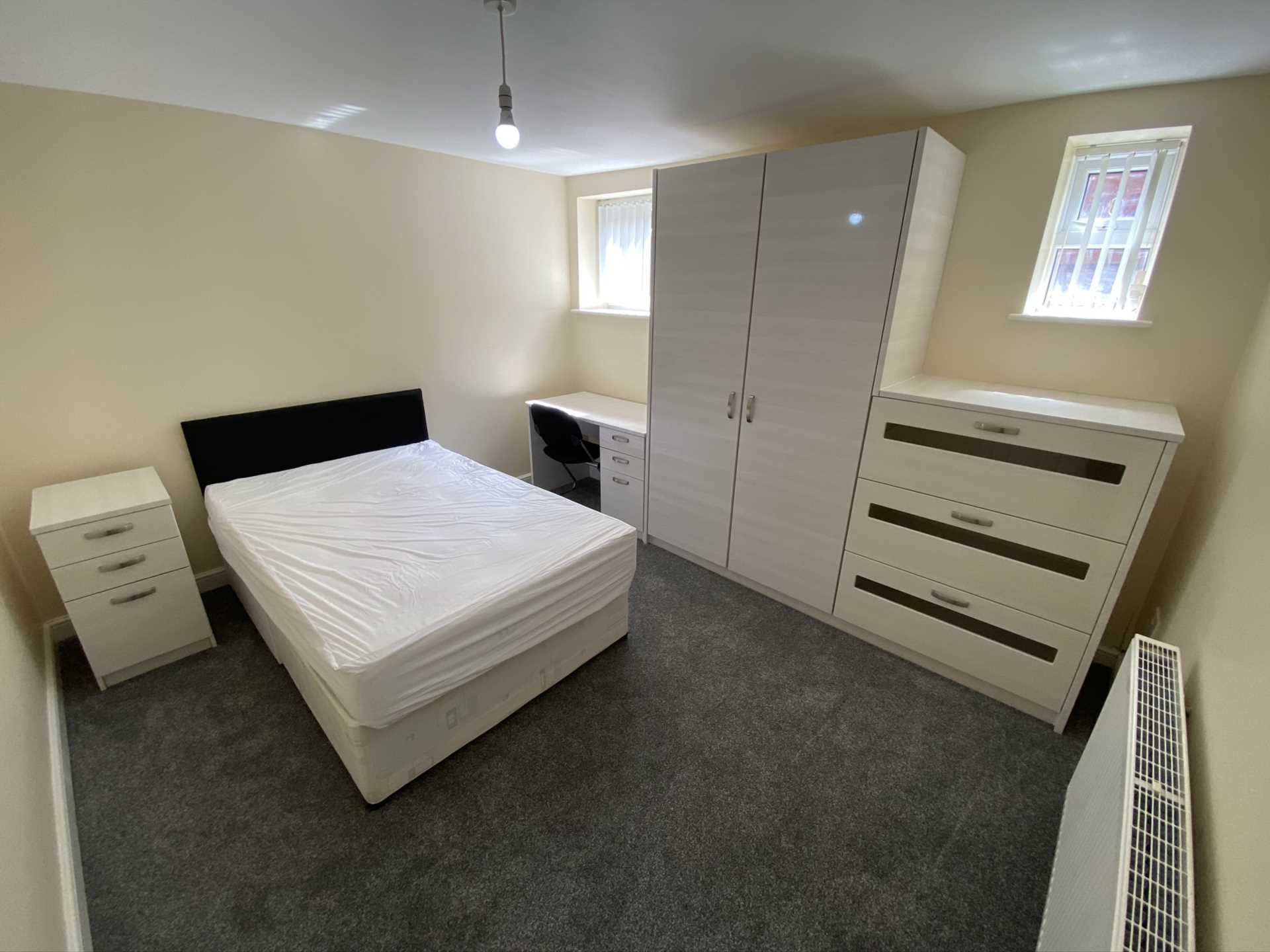 Additional Property Image 3 bedroom Flat to rent in Manchester 2
