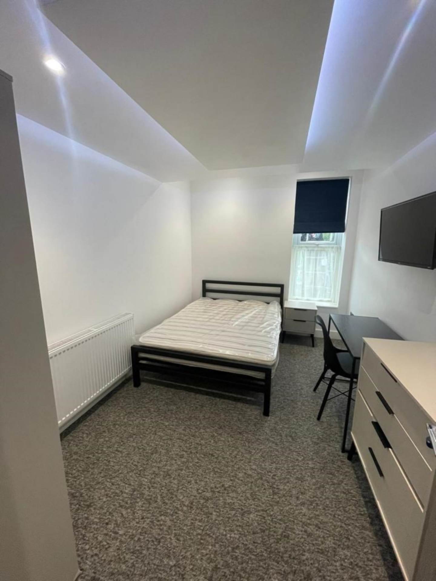 Additional Property Image 10 bedroom Semi Detached to rent in Manchester 4