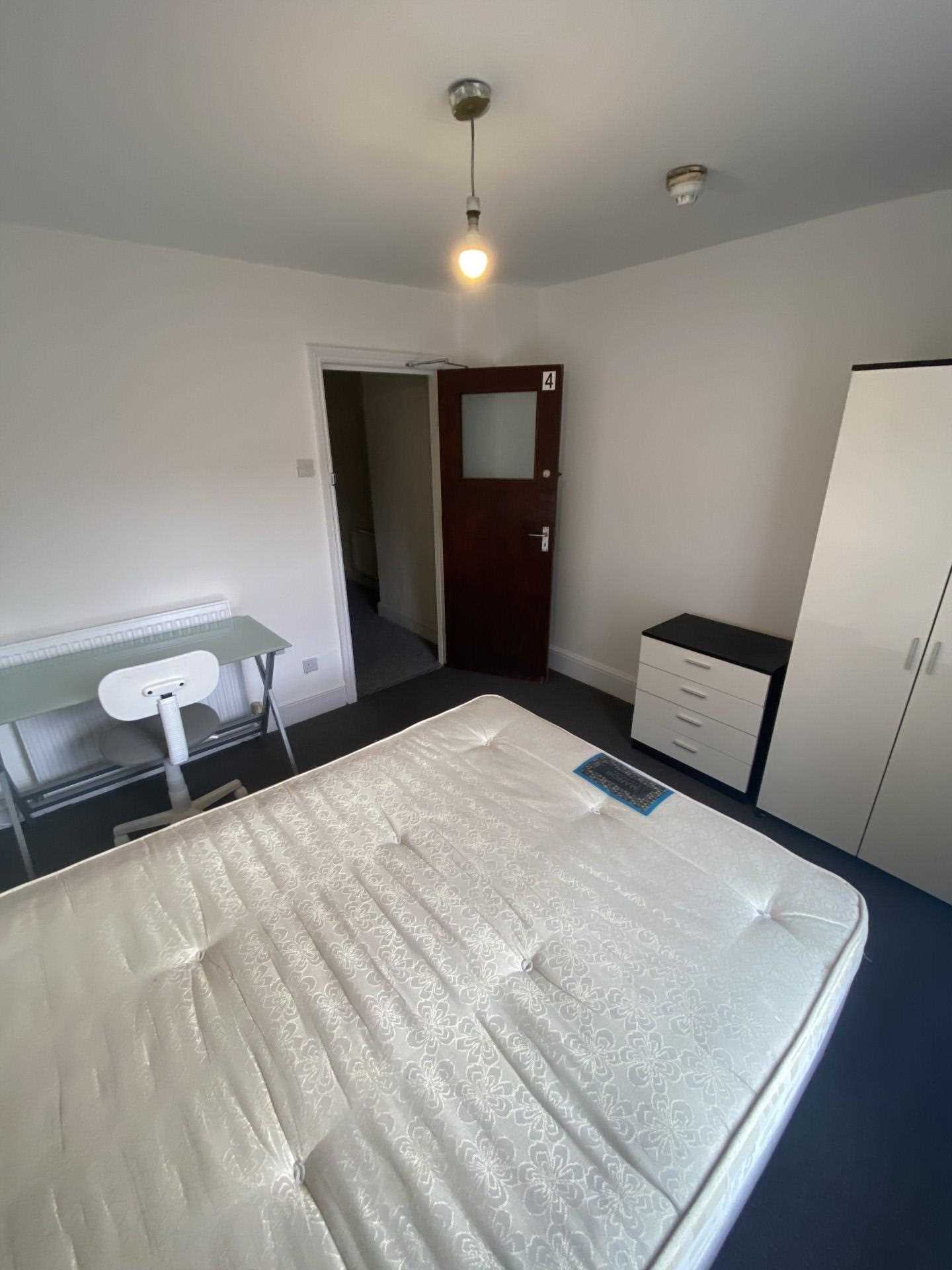 Additional Property Image 6 bedroom House to rent in Manchester 13