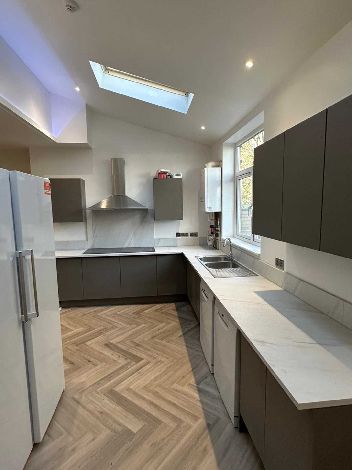 Additional Property Image 8 bedroom Terraced to rent in Manchester 3