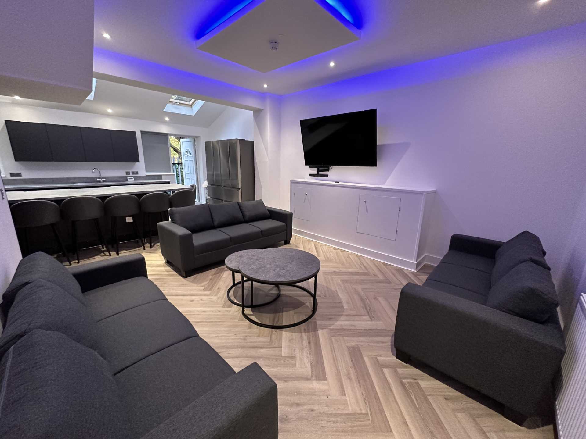 9 bedroom Terraced to rent in Manchester