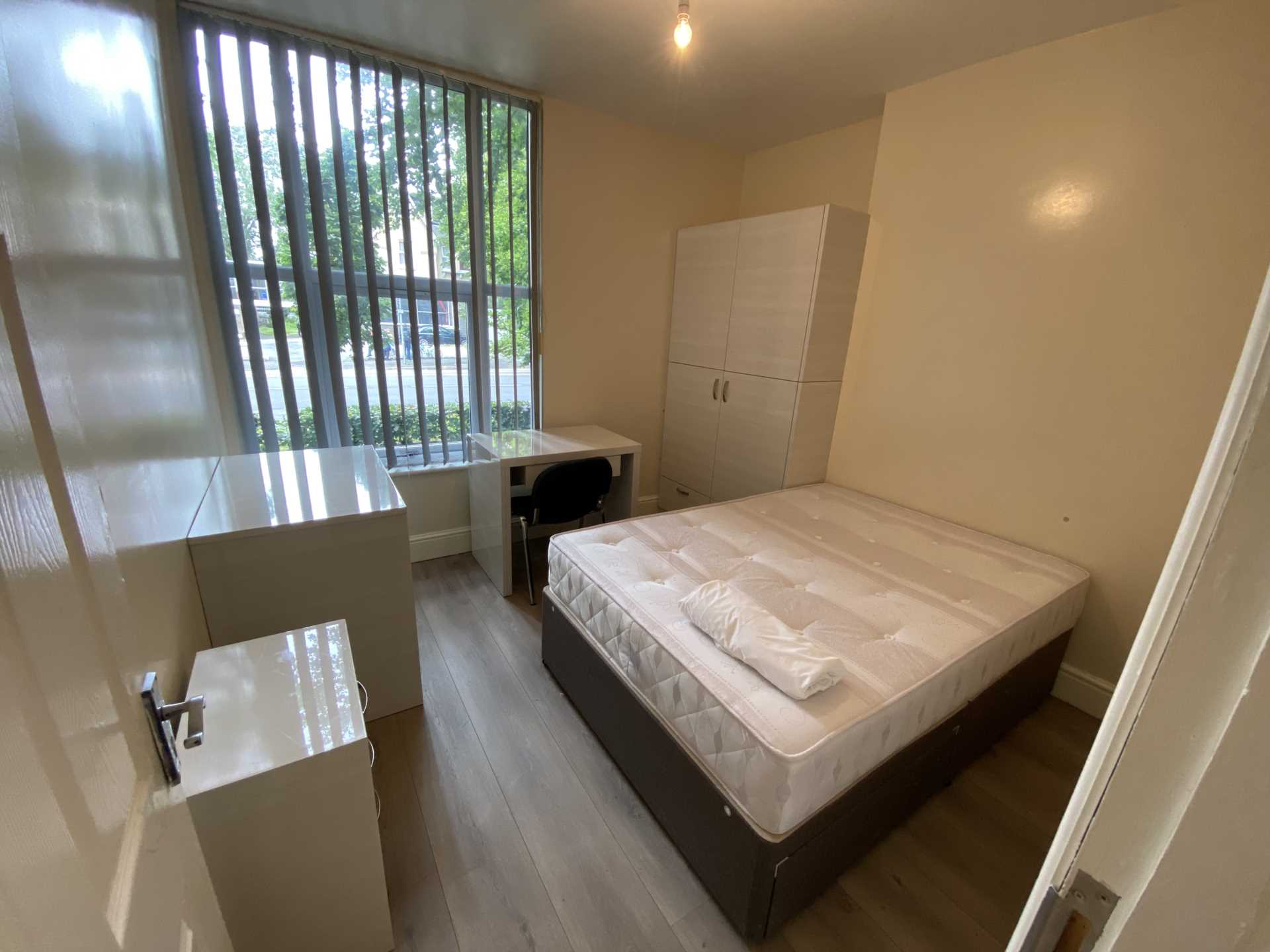 Additional Property Image 7 bedroom Flat to rent in Manchester 3