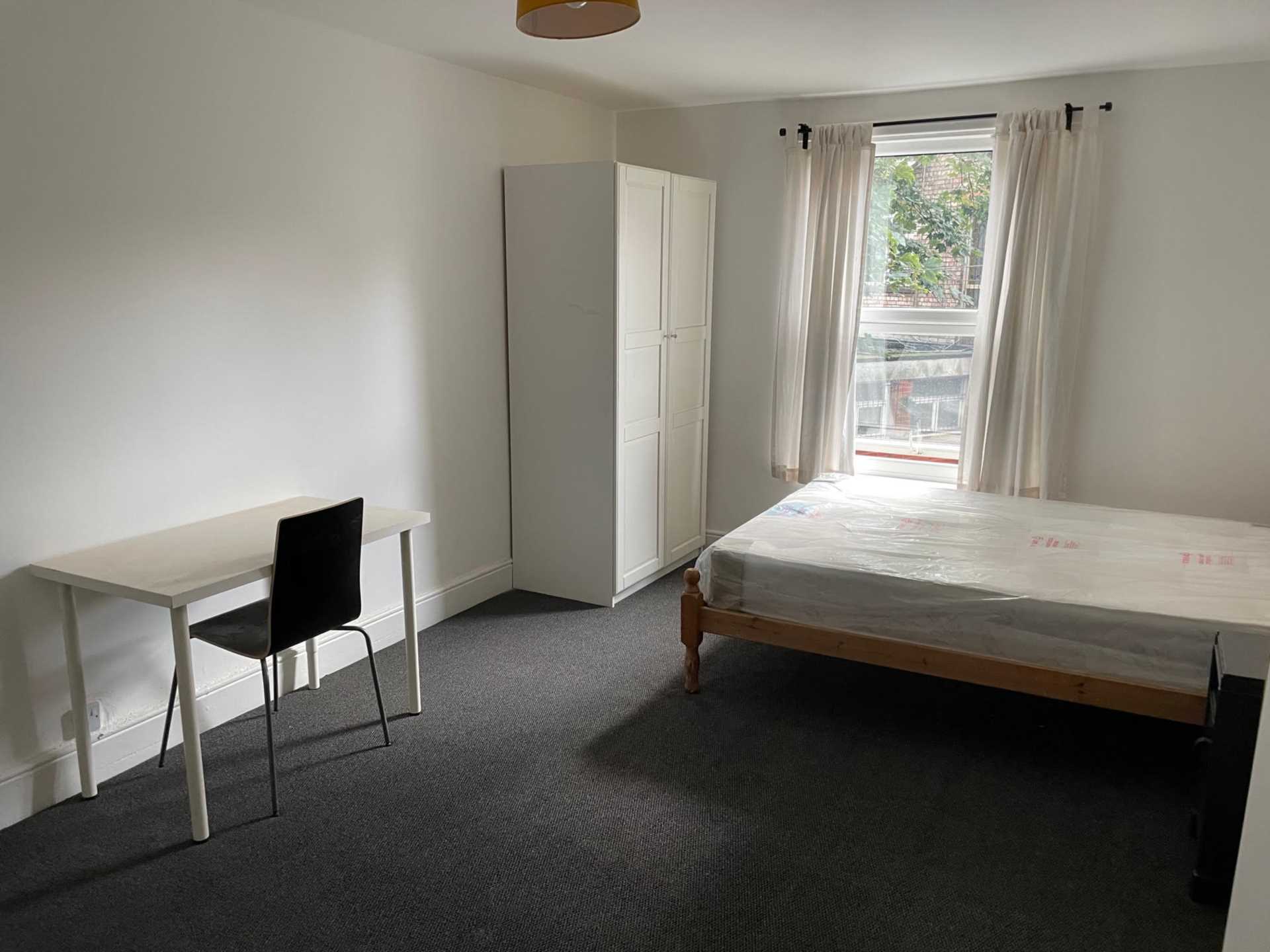 Additional Property Image 7 bedroom Semi Detached to rent in Manchester 8