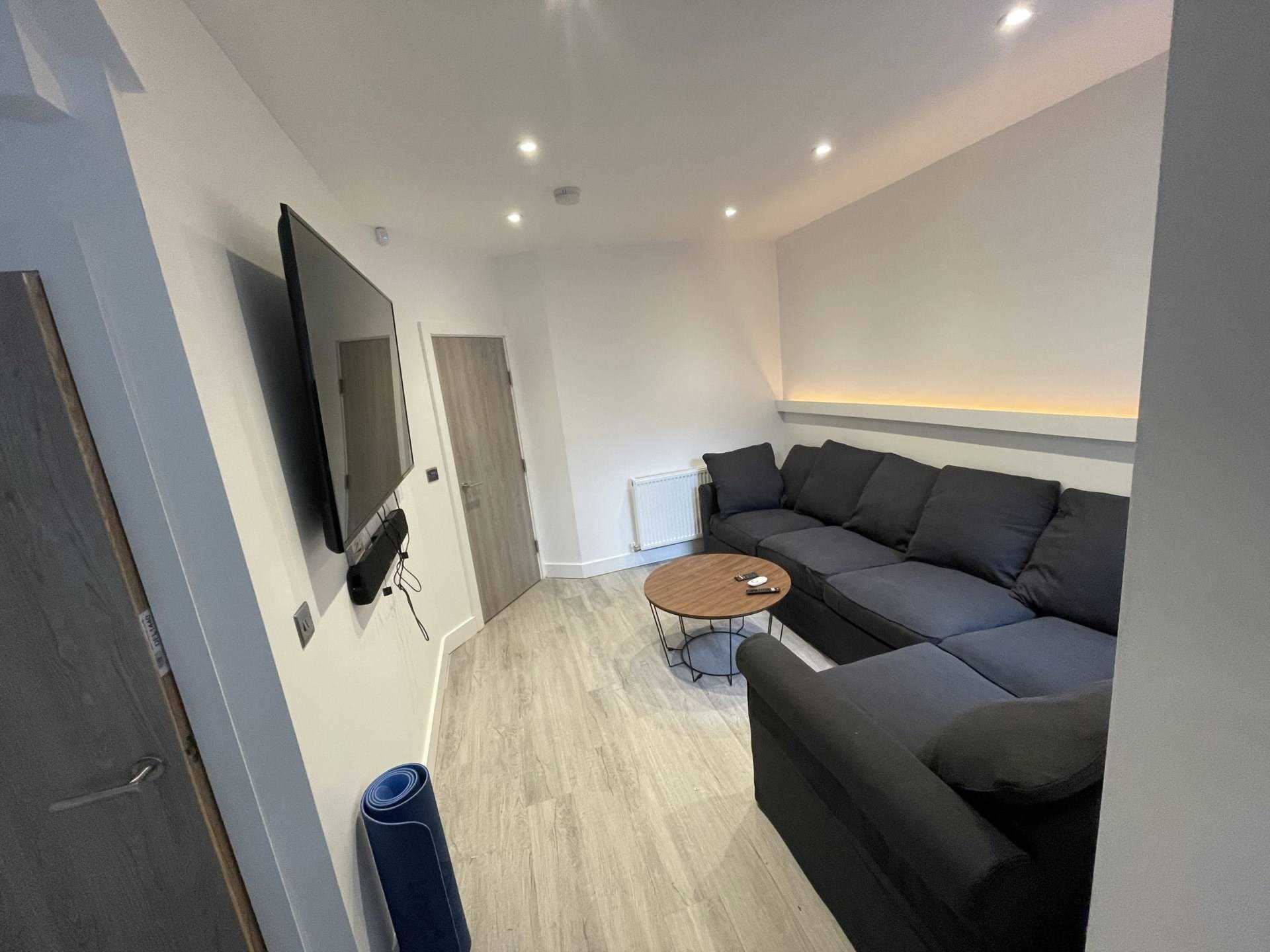 Additional Property Image 6 bedroom Terraced to rent in Manchester 2