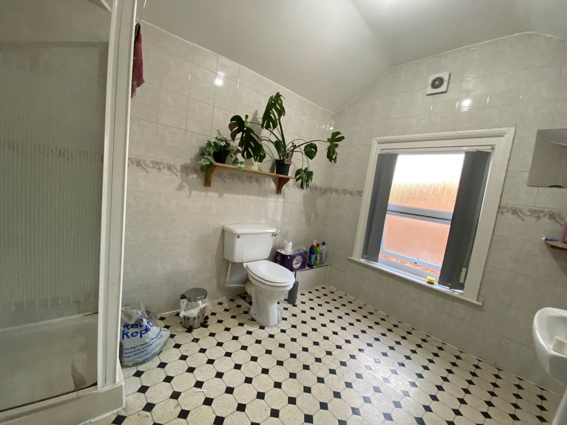 Additional Property Image 9 bedroom Semi Detached to rent in Manchester 12