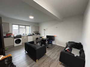 5 bedroom Terraced to rent in Manchester