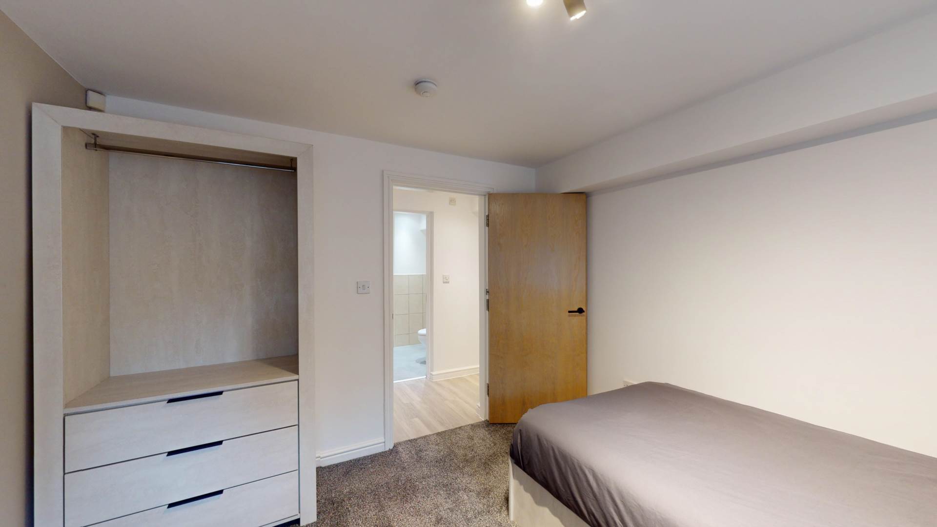 Additional Property Image 5 bedroom Flat to rent in Manchester 8