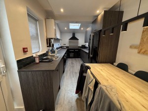 6 bedroom Terraced to rent in Manchester