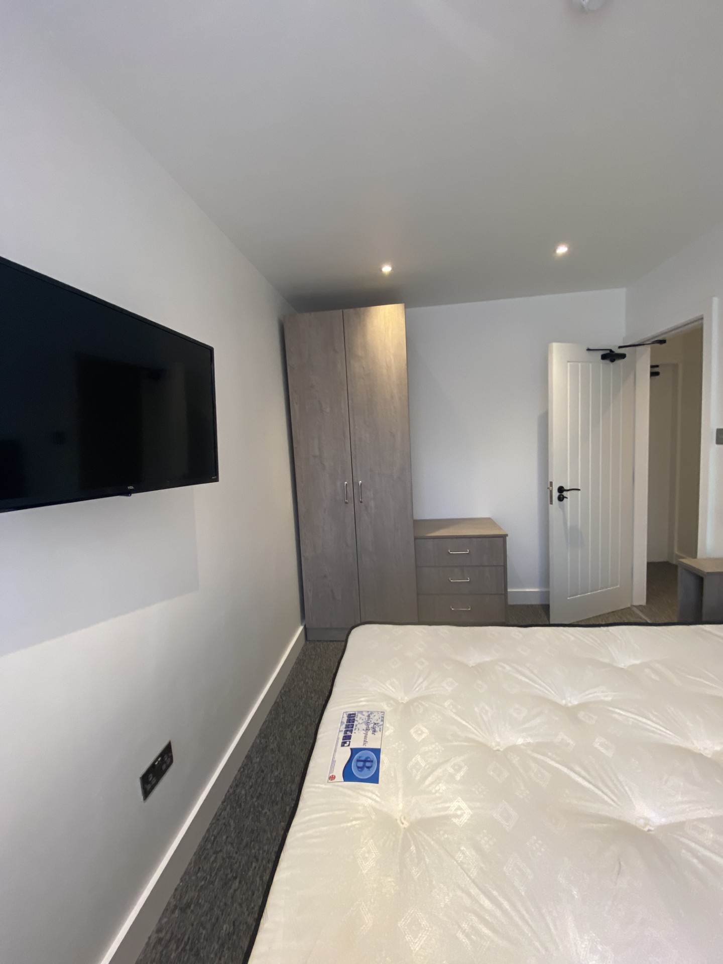 Additional Property Image 6 bedroom Semi Detached to rent in Manchester 13