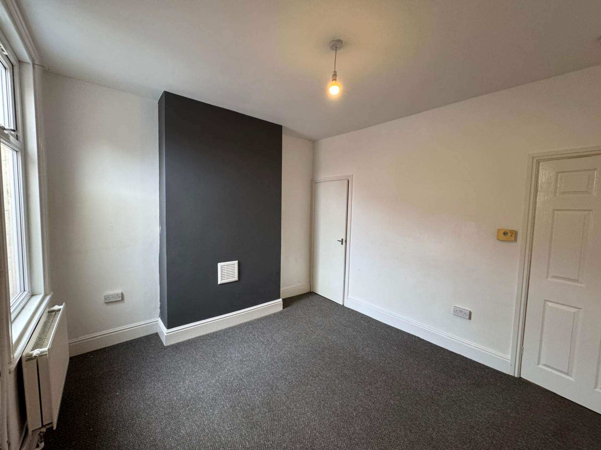 Additional Property Image 2 bedroom End of Terrace to rent in Grimsby 5