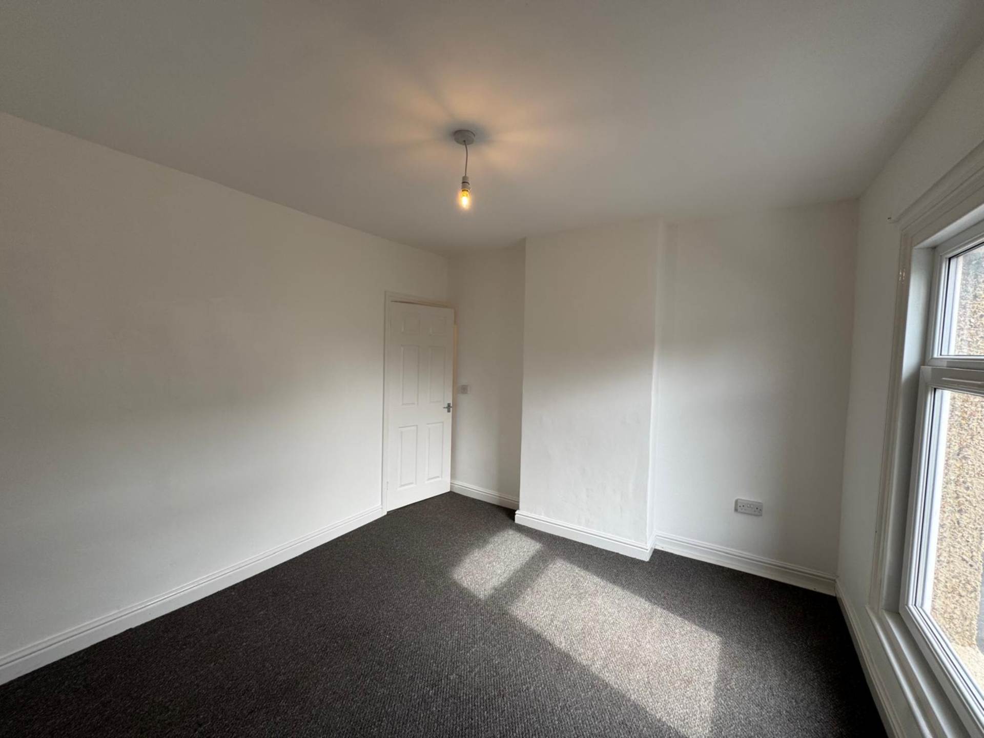 Additional Property Image 2 bedroom End of Terrace to rent in Grimsby 16