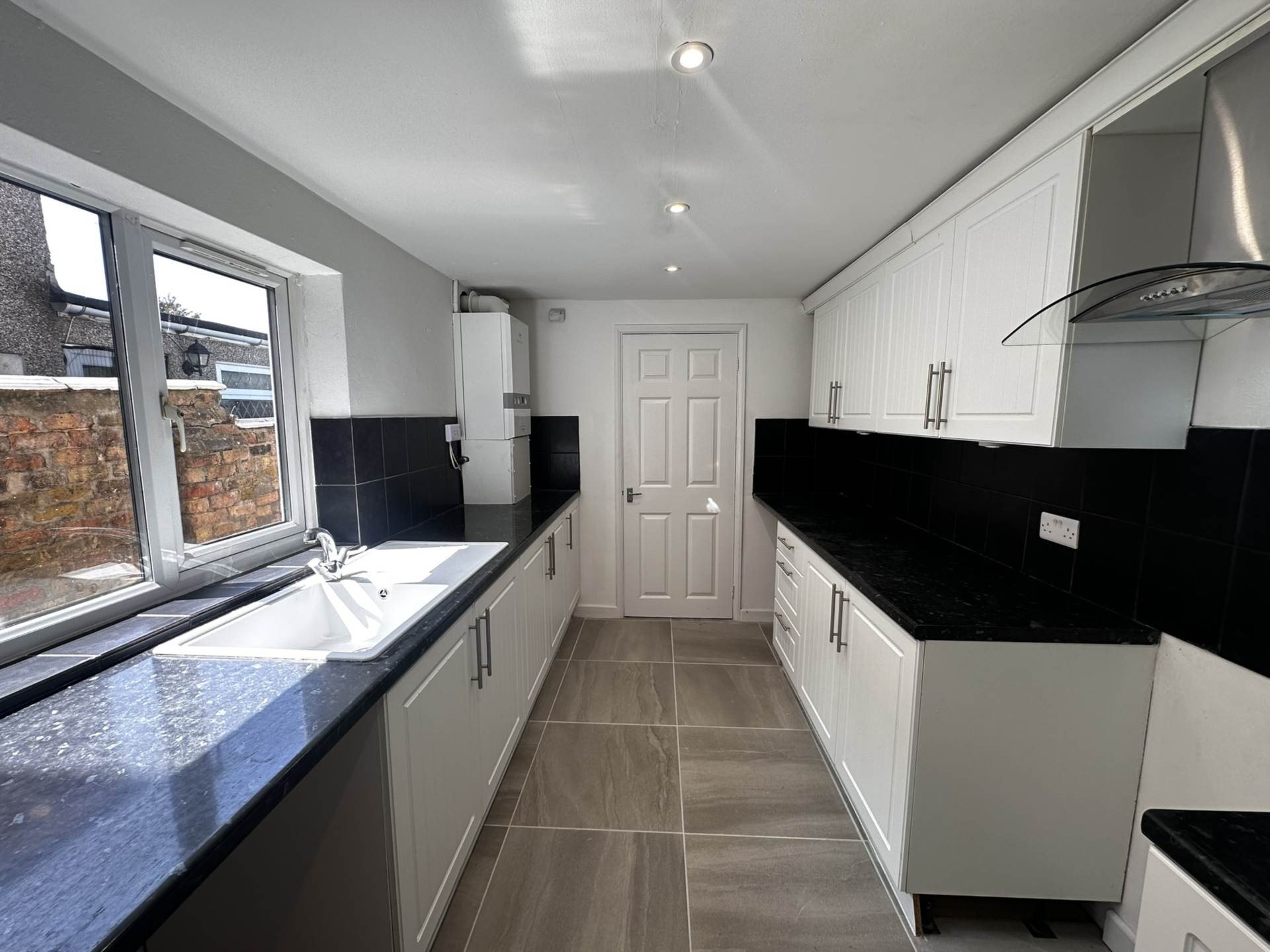 Additional Property Image 3 bedroom Terraced to rent in Grimsby 2