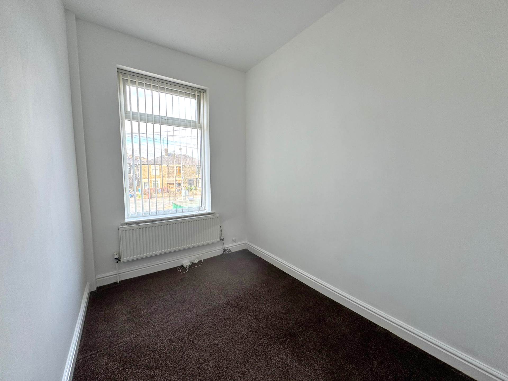 Additional Property Image 2 bedroom Terraced to rent in Oldham 9