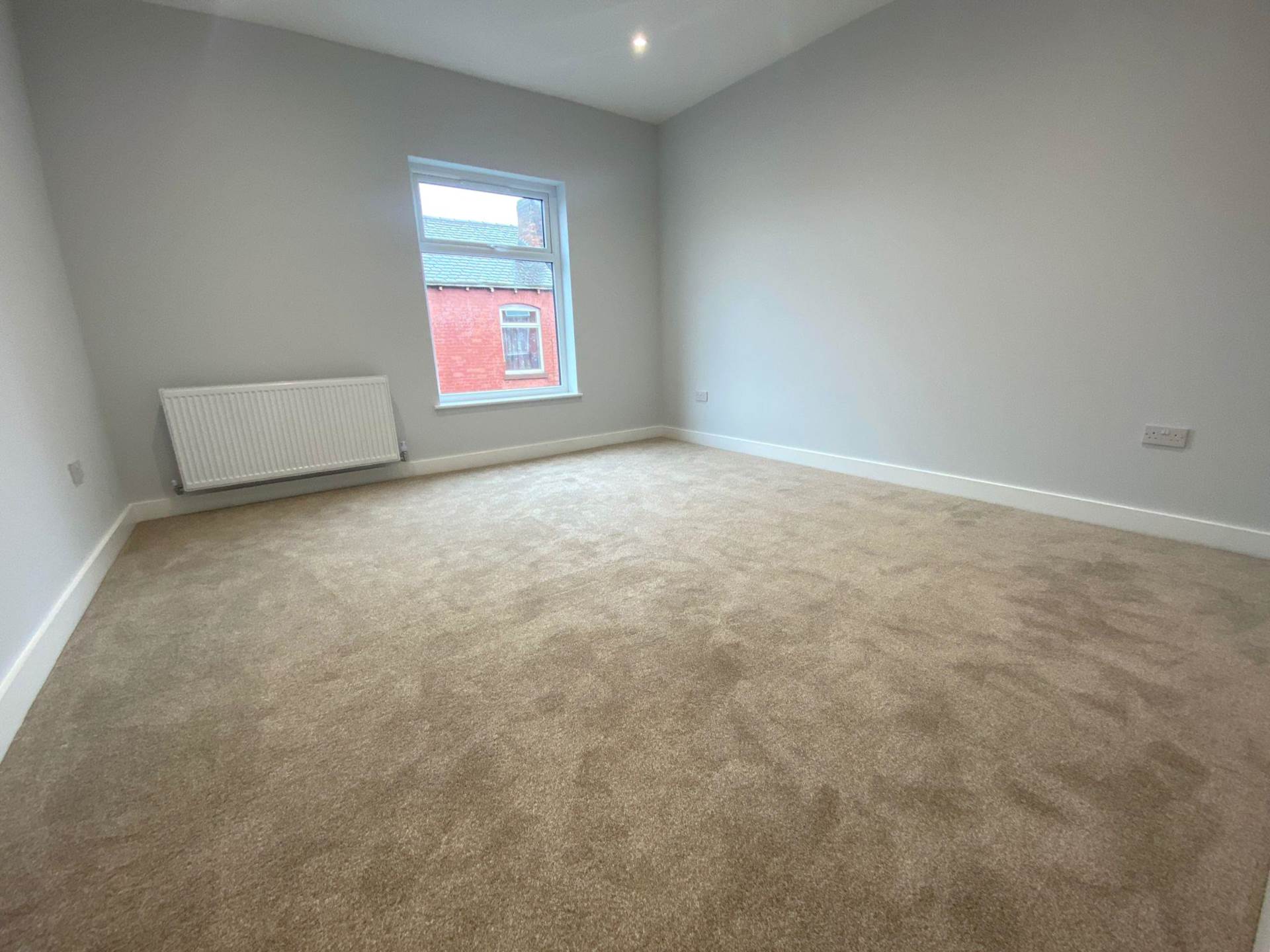 Additional Property Image 2 bedroom Terraced to rent in Oldham 4