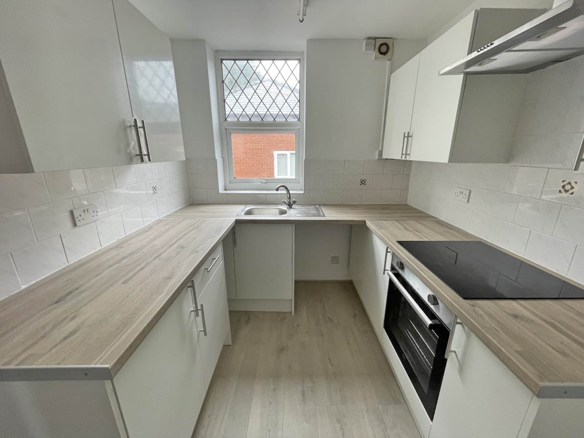 Additional Property Image 2 bedroom Flat to rent in Oldham 2