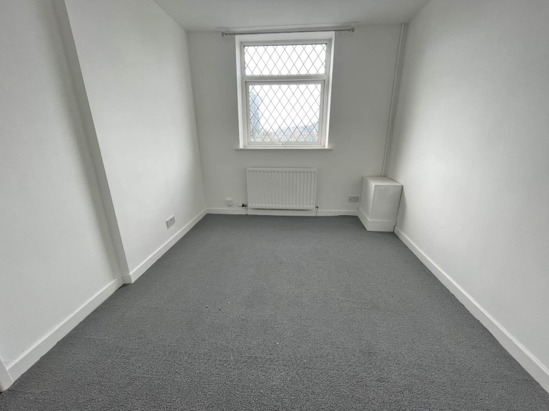 Additional Property Image 2 bedroom Flat to rent in Oldham 4