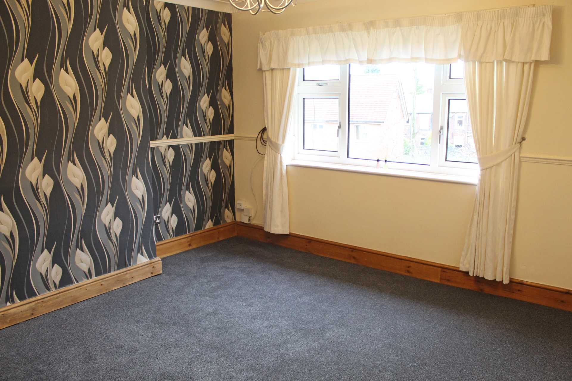 Additional Property Image 2 bedroom Maisonette to rent in Oldham 2