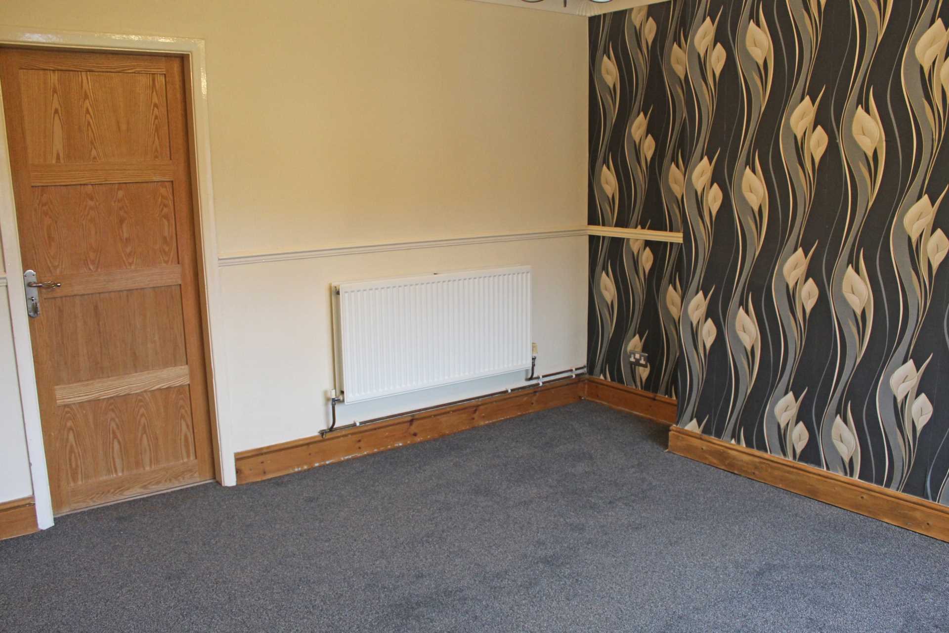Additional Property Image 2 bedroom Maisonette to rent in Oldham 3