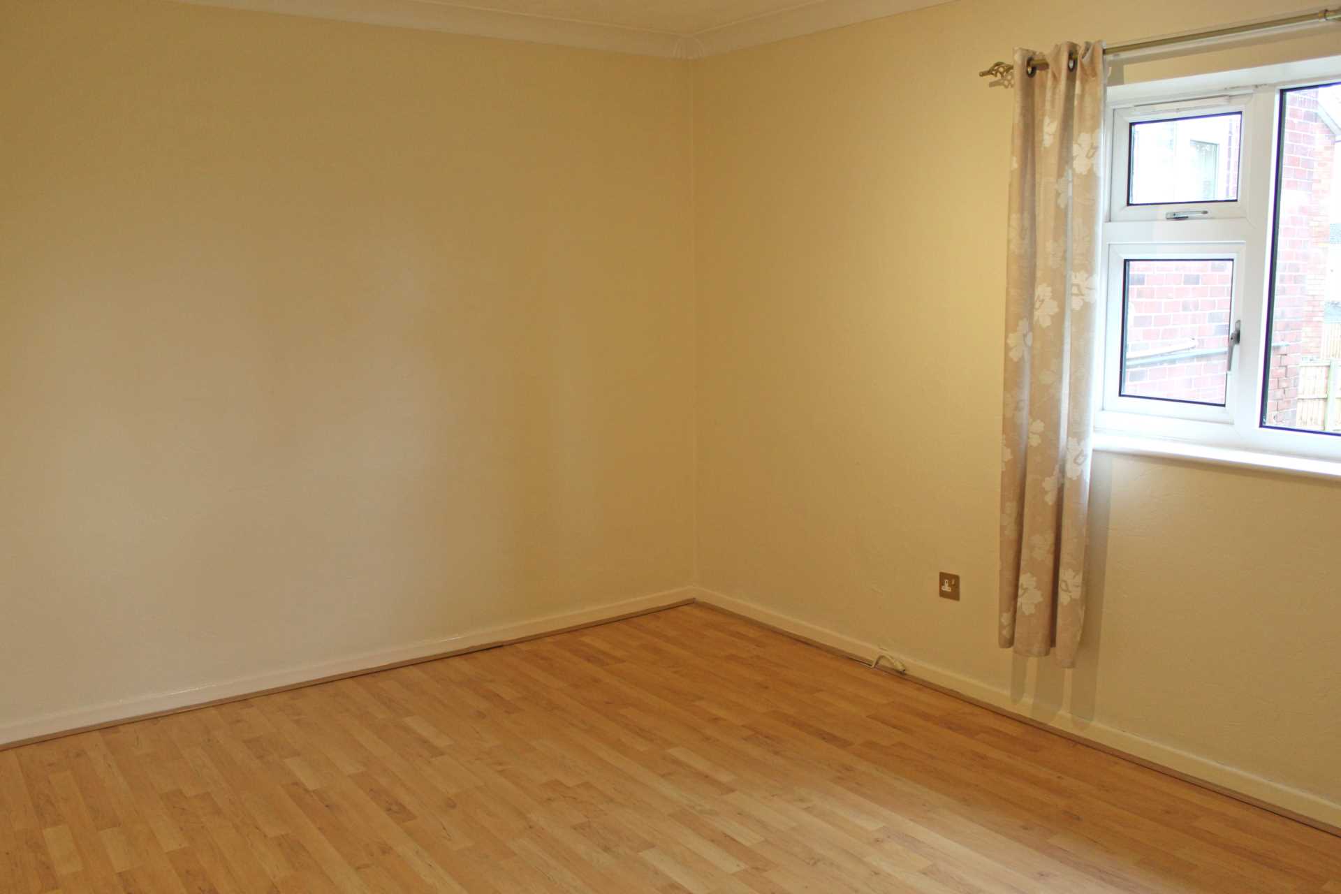Additional Property Image 2 bedroom Maisonette to rent in Oldham 10