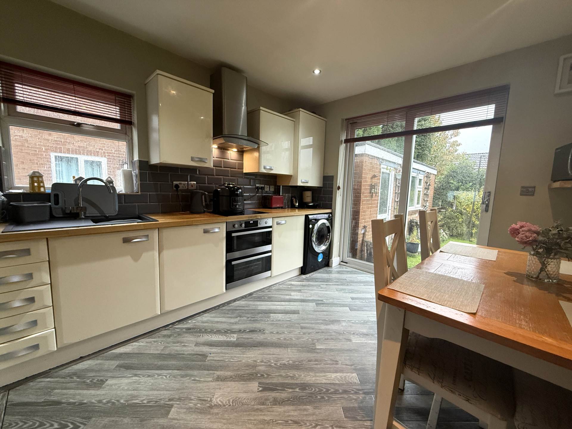 Additional Property Image 4 bedroom Semi Detached for sale in Oldham 4