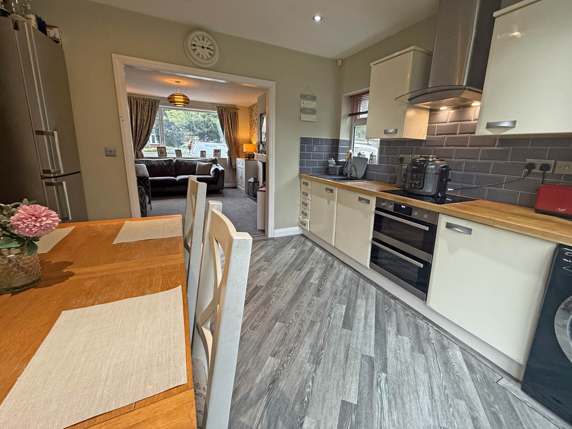 Additional Property Image 4 bedroom Semi Detached for sale in Oldham 5