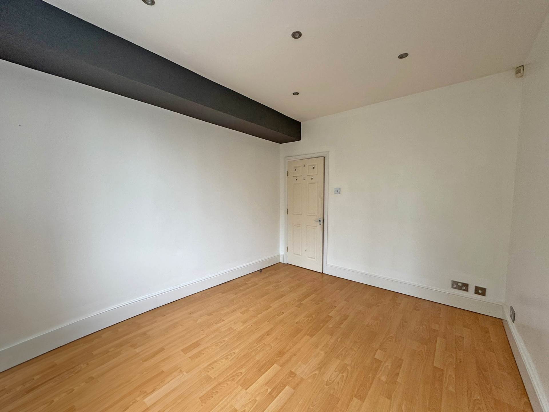 Additional Property Image 2 bedroom Flat for sale in Oldham 12