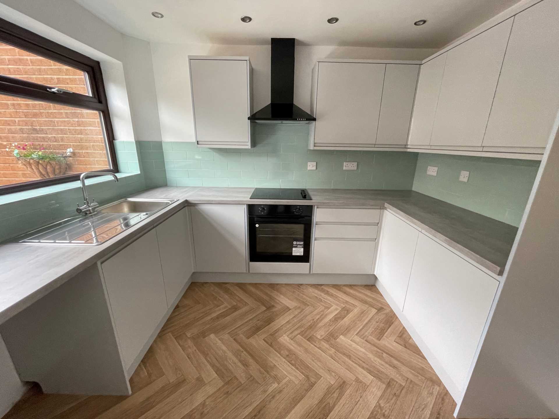 Additional Property Image 3 bedroom Town House to rent in Oldham 5