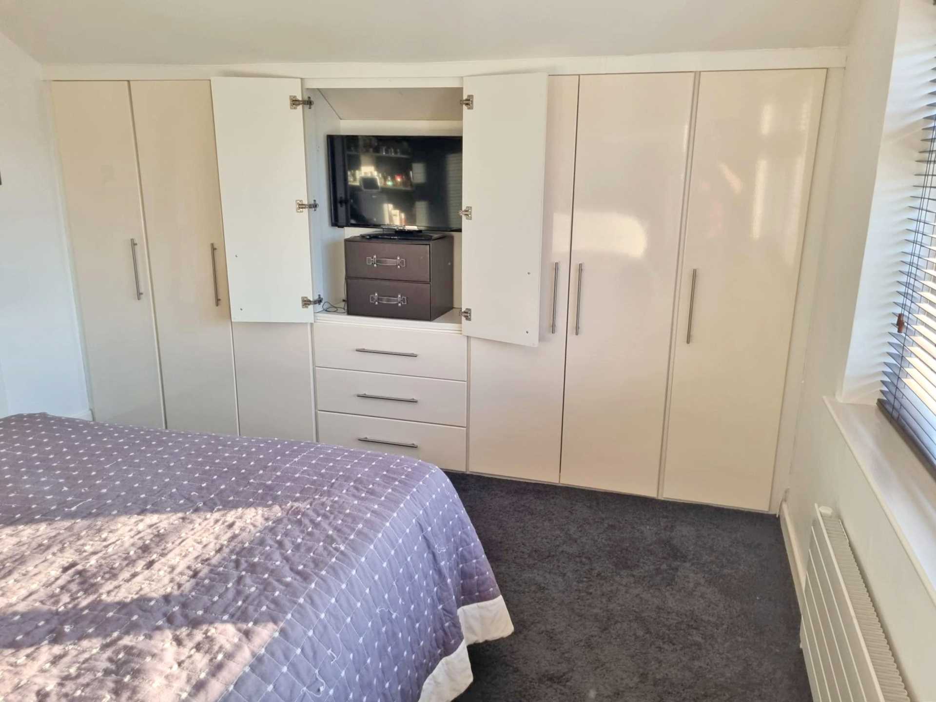 Additional Property Image 4 bedroom Detached for sale in Oldham 21