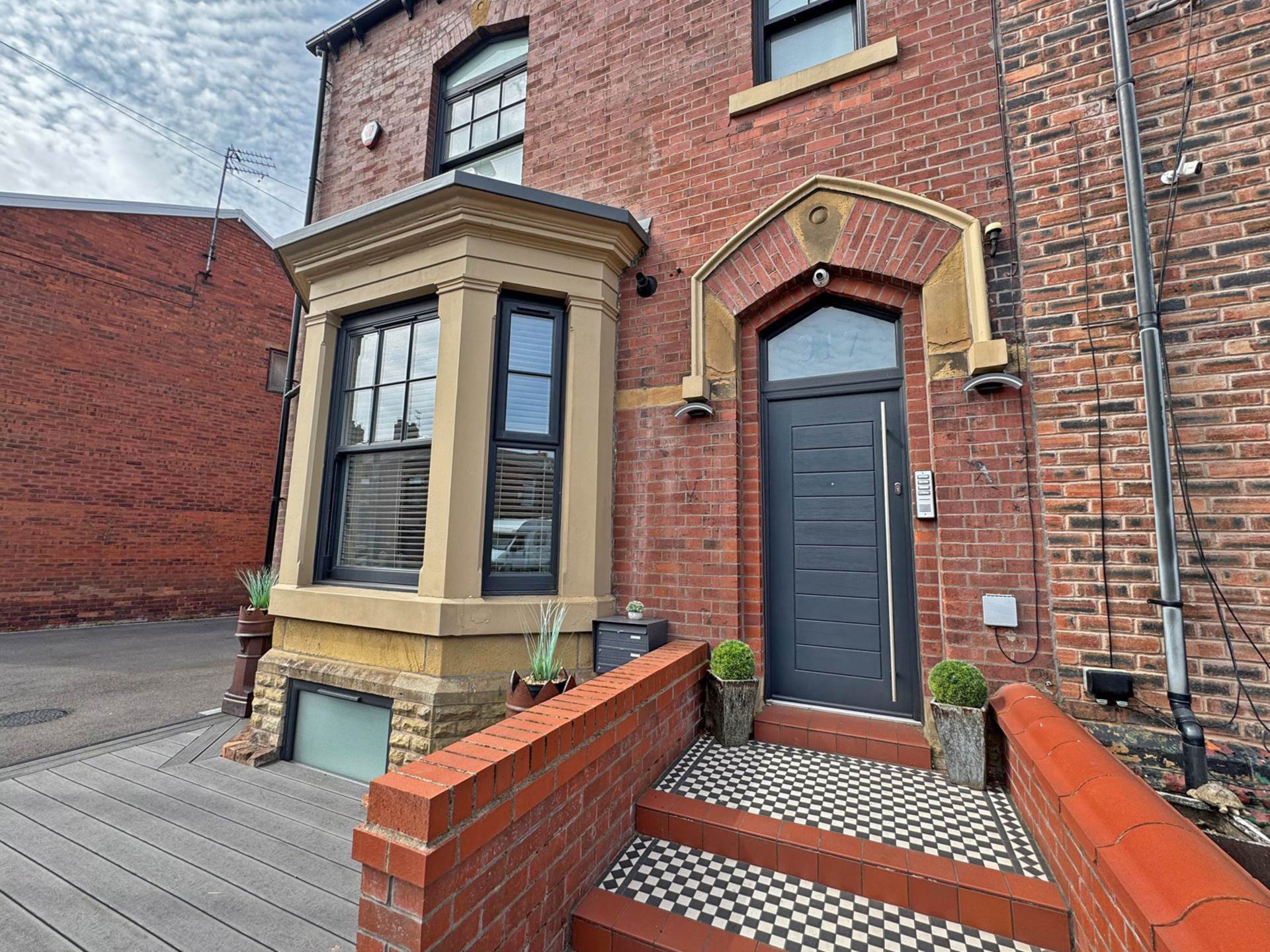 Additional Property Image 2 bedroom Duplex to rent in Oldham 23