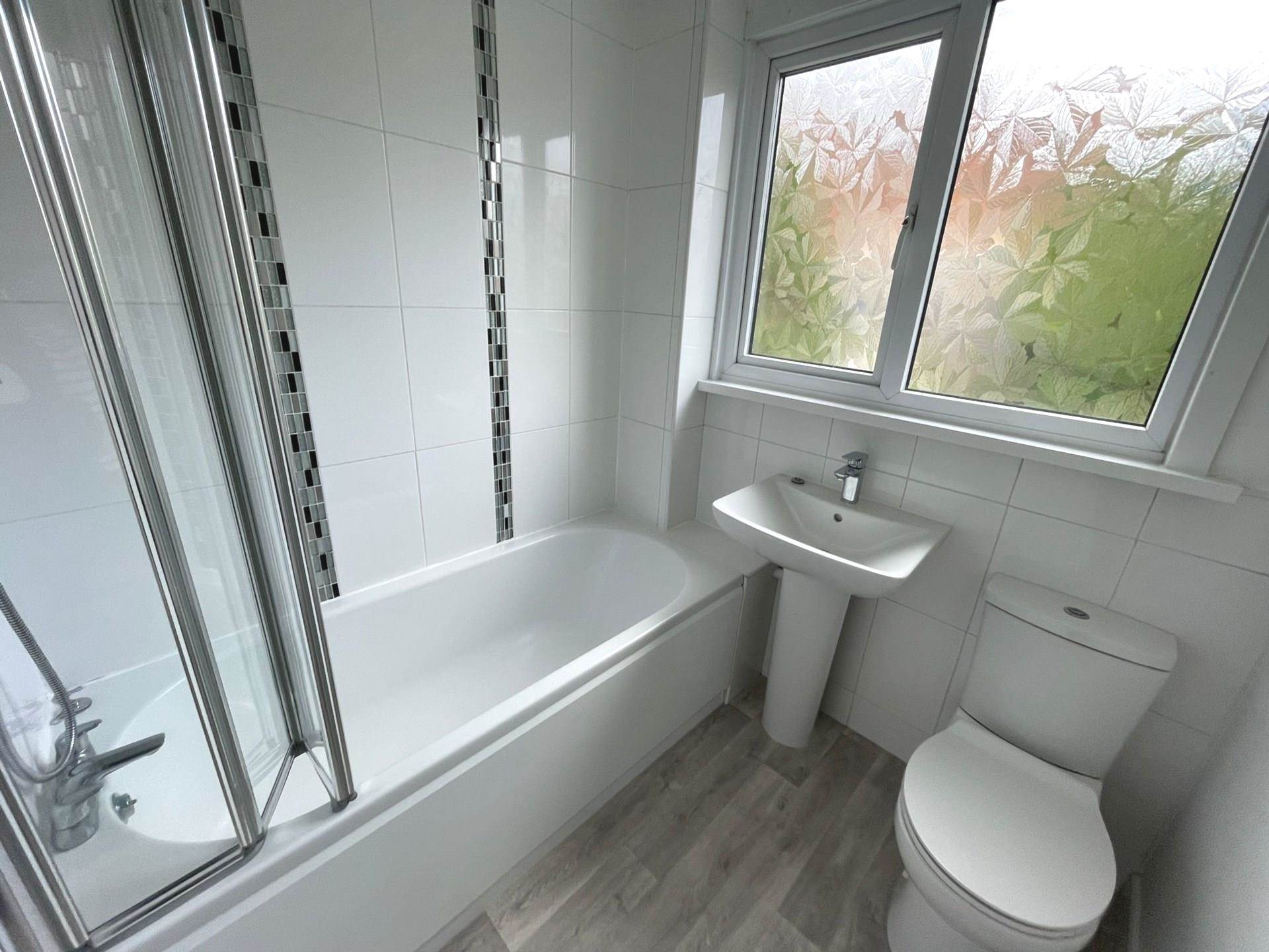 Additional Property Image 3 bedroom Semi Detached to rent in Oldham 7
