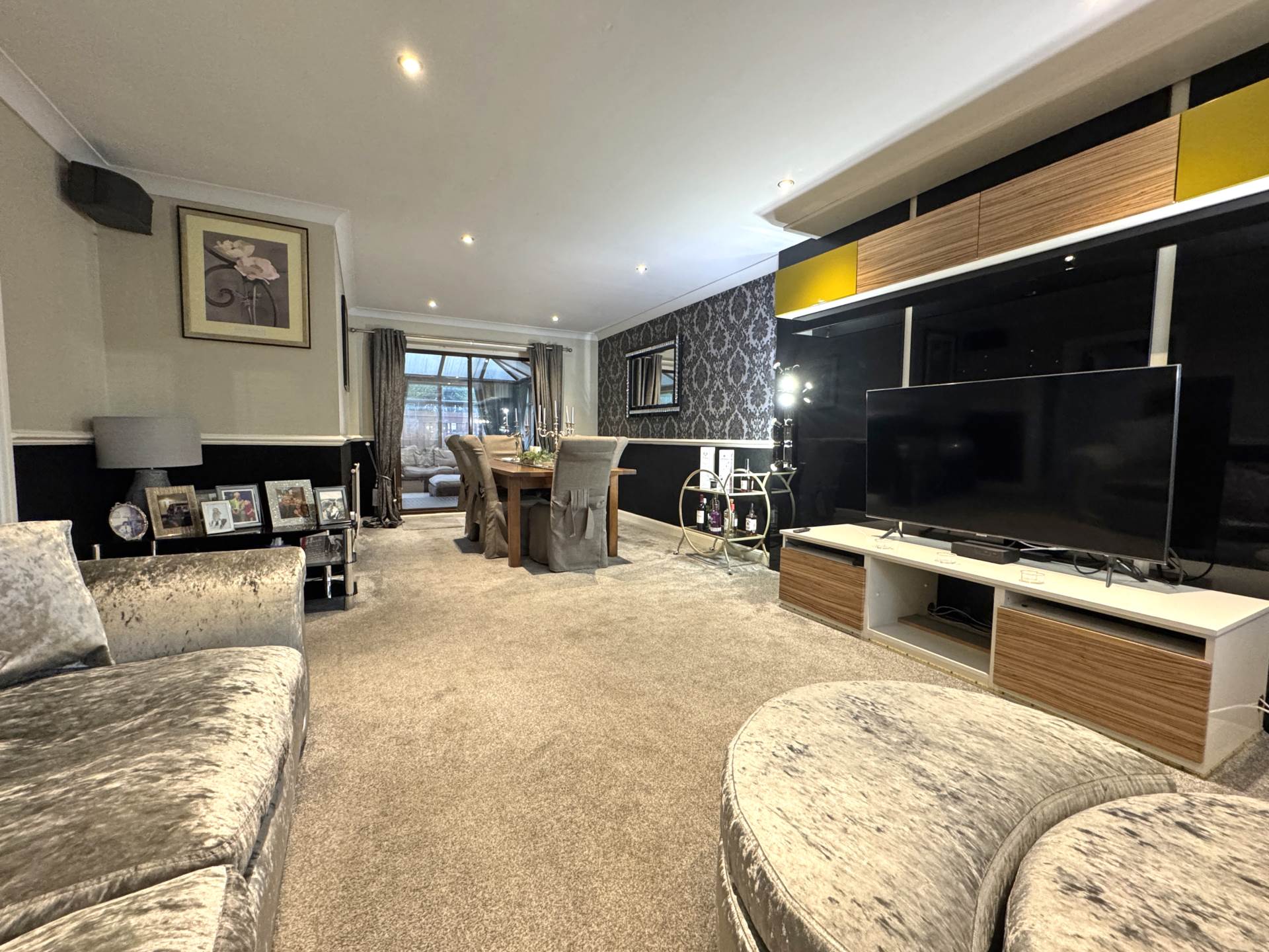 Additional Property Image 4 bedroom Detached for sale in Oldham 4