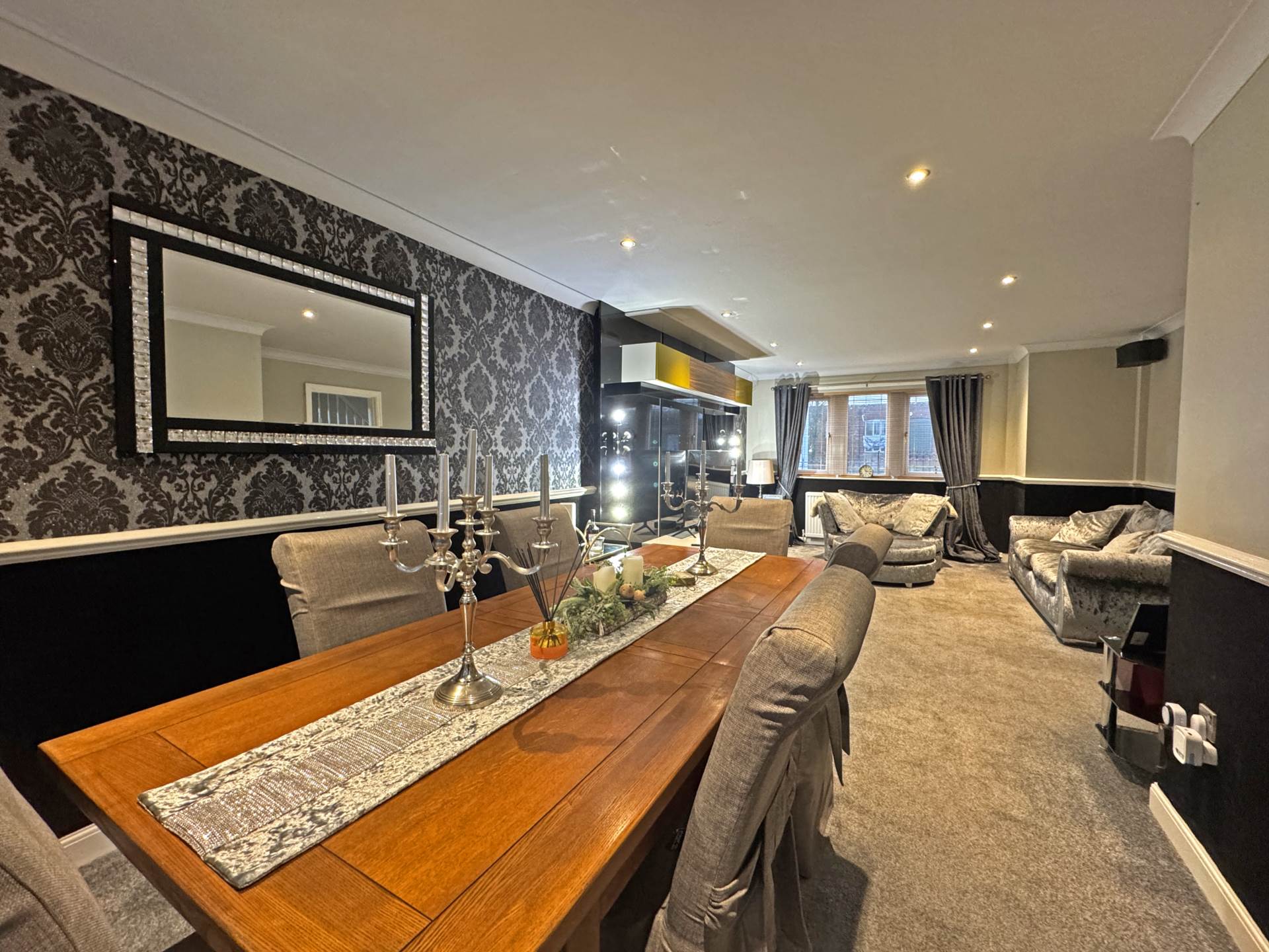 Additional Property Image 4 bedroom Detached for sale in Oldham 5