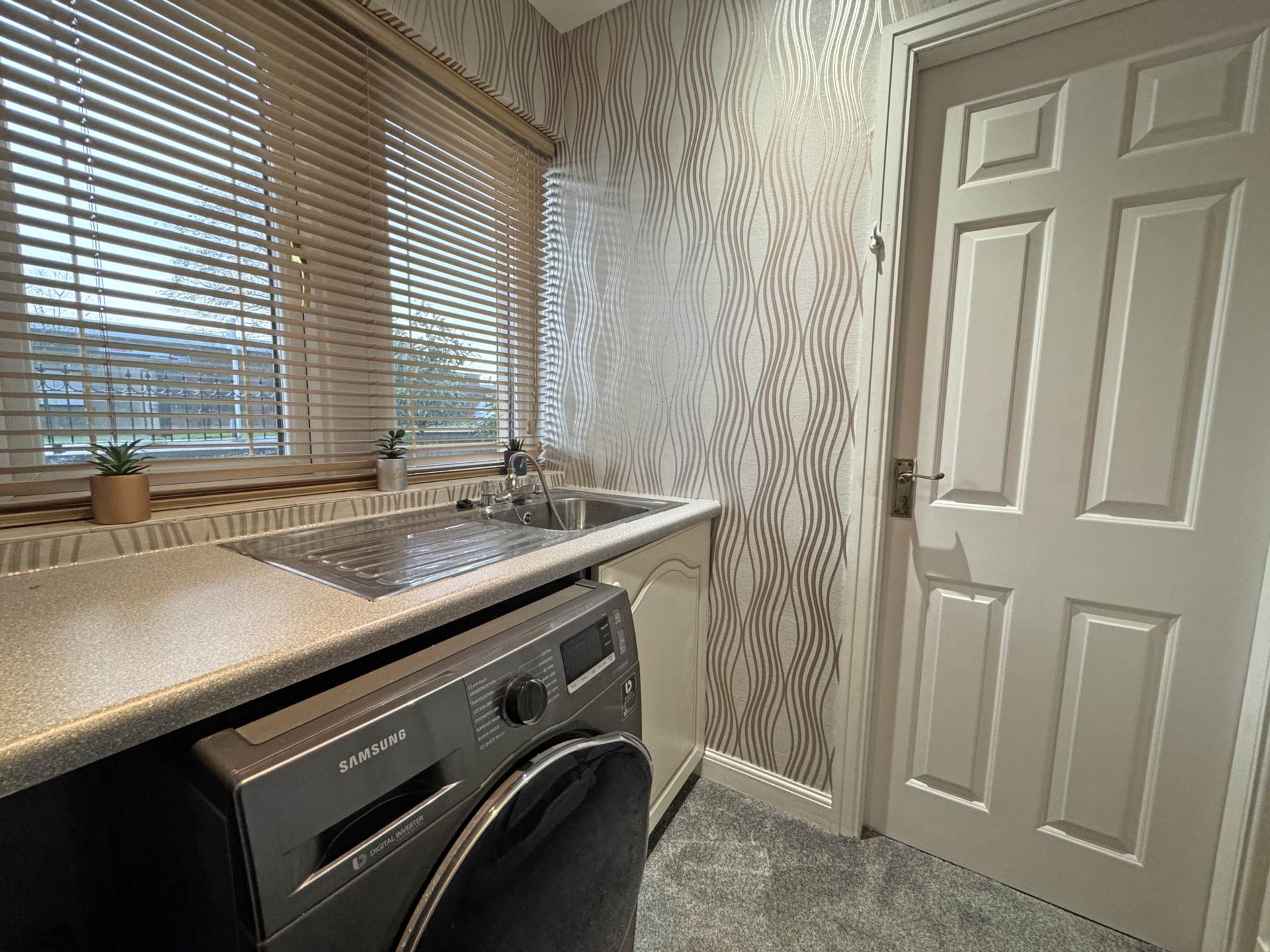 Additional Property Image 4 bedroom Detached for sale in Oldham 11