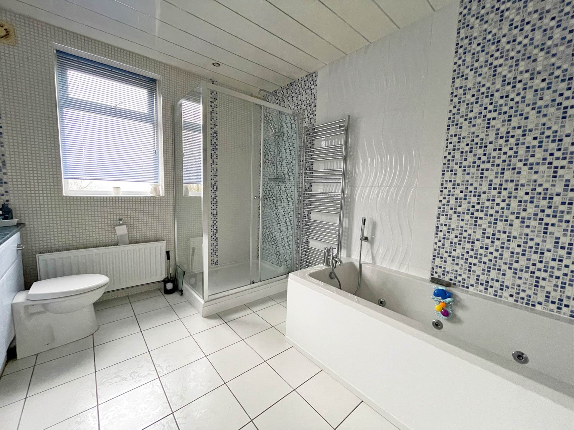 Additional Property Image 3 bedroom Semi Detached for sale in Oldham 10