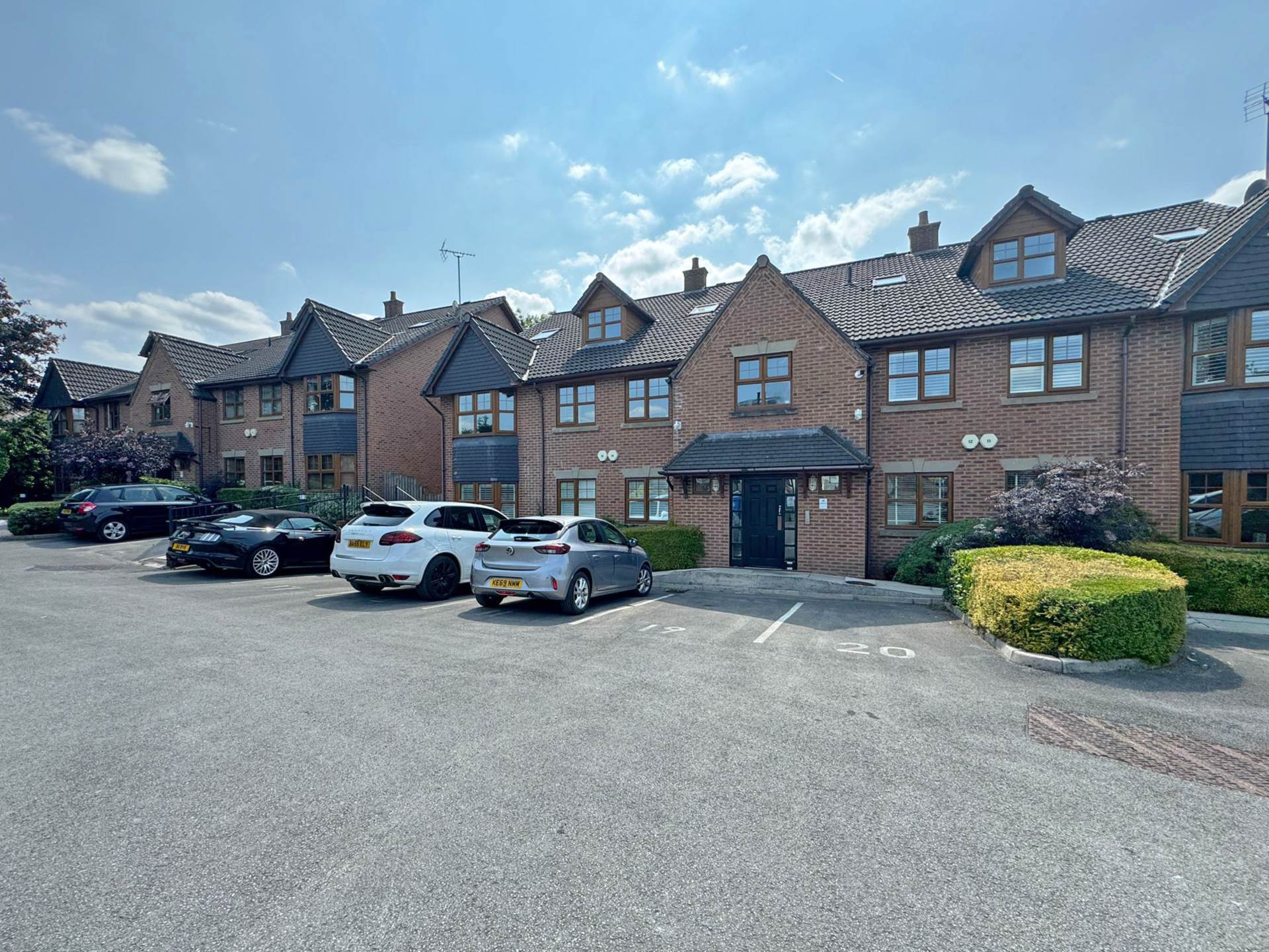 2 bedroom Apartment to rent in Rochdale
