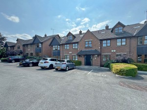 2 bedroom Apartment to rent in Rochdale