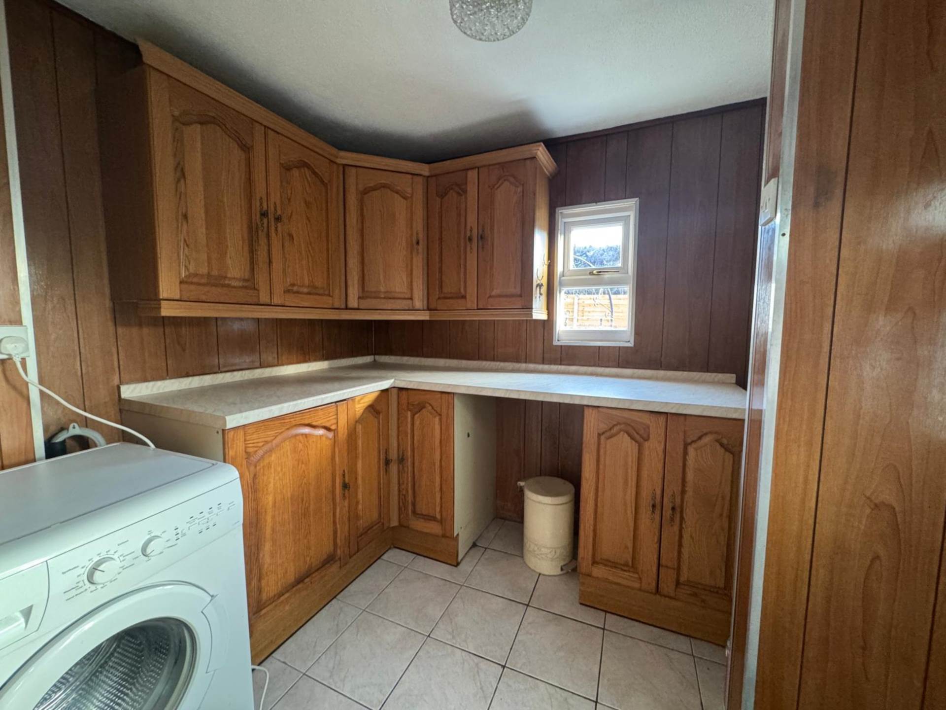 Additional Property Image 2 bedroom Detached Bungalow to rent in Oldham 7