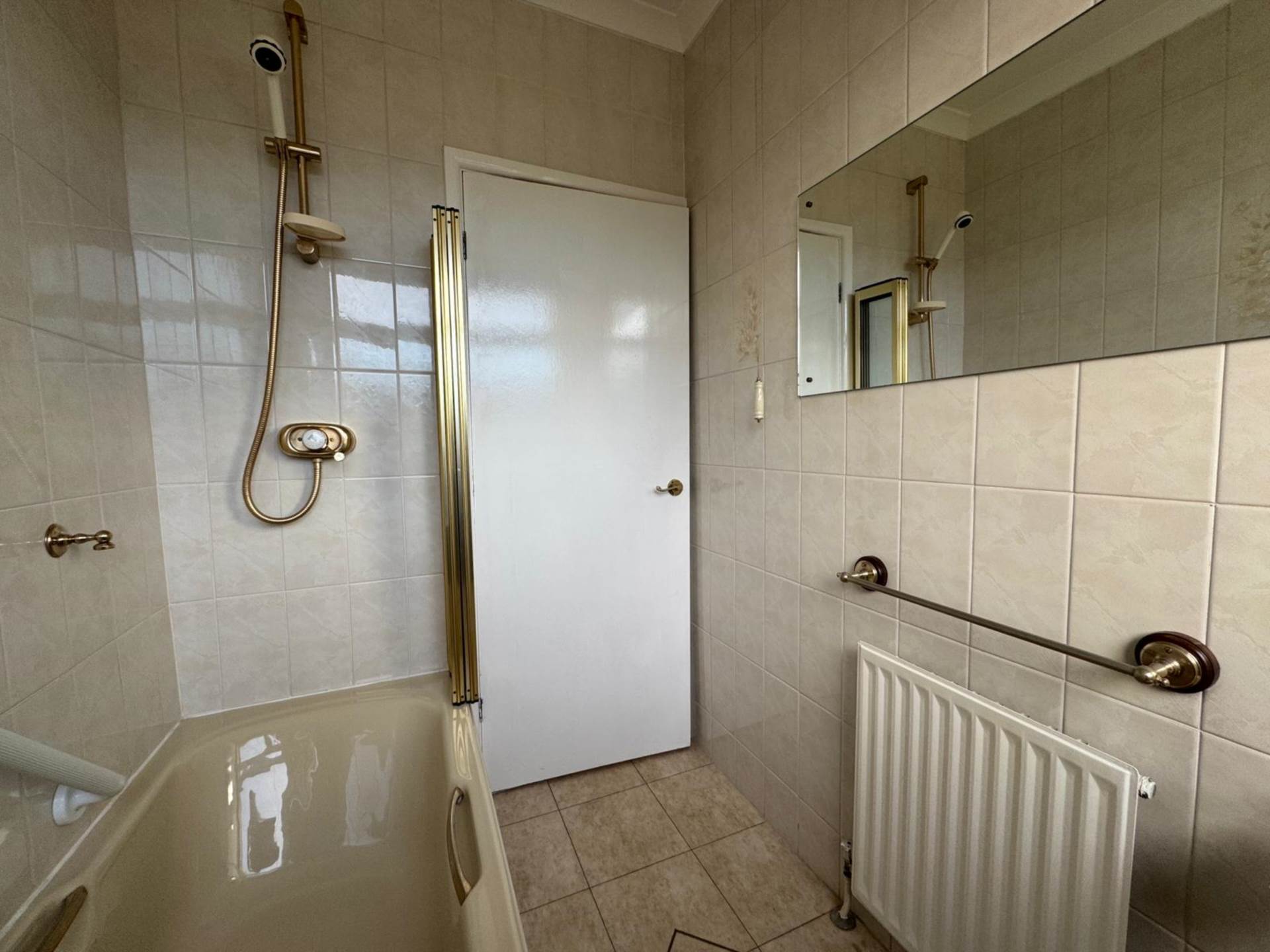 Additional Property Image 2 bedroom Detached Bungalow to rent in Oldham 12