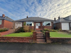 2 bedroom Detached Bungalow to rent in Oldham