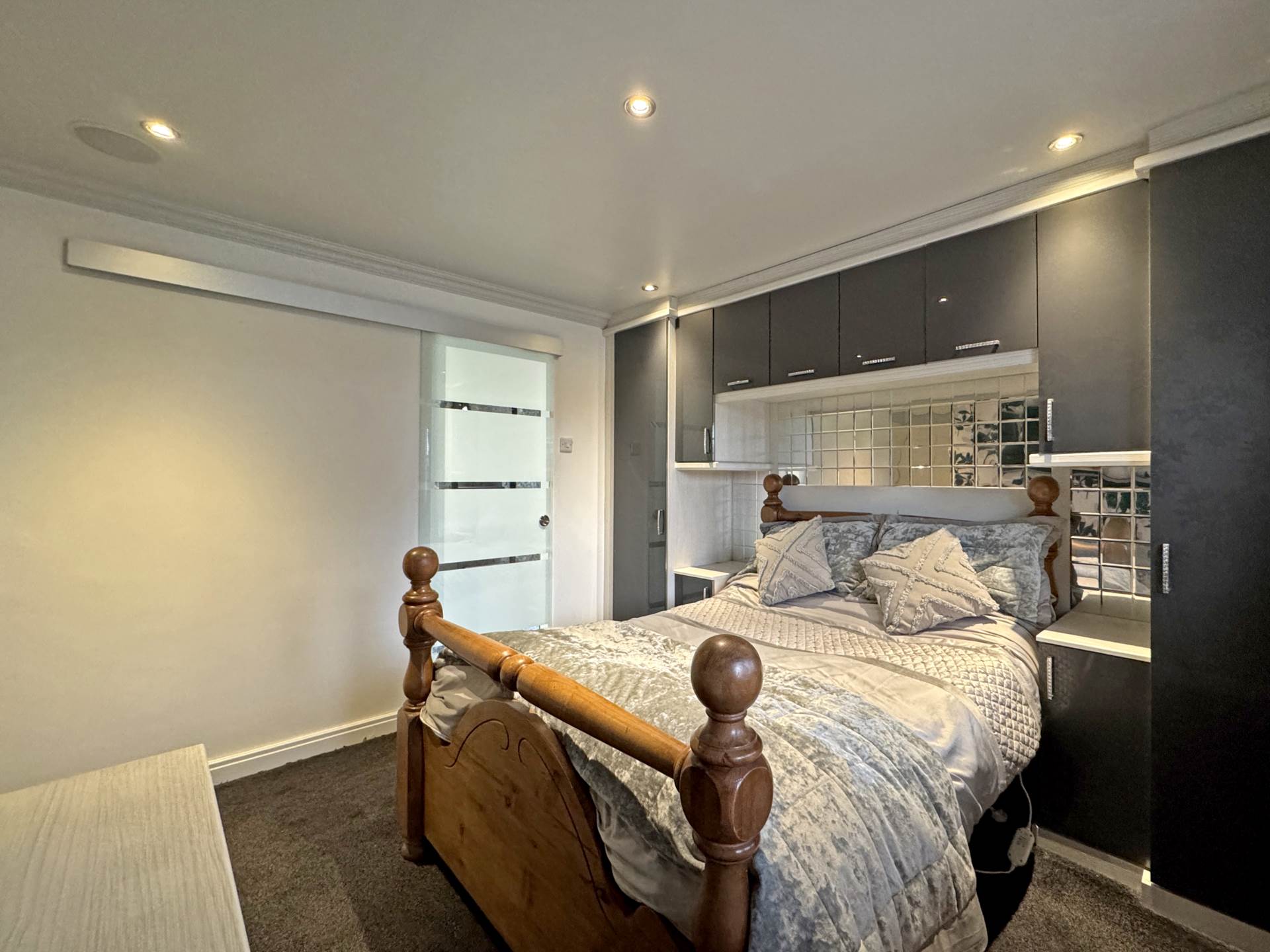 Additional Property Image 4 bedroom Detached for sale in Oldham 10