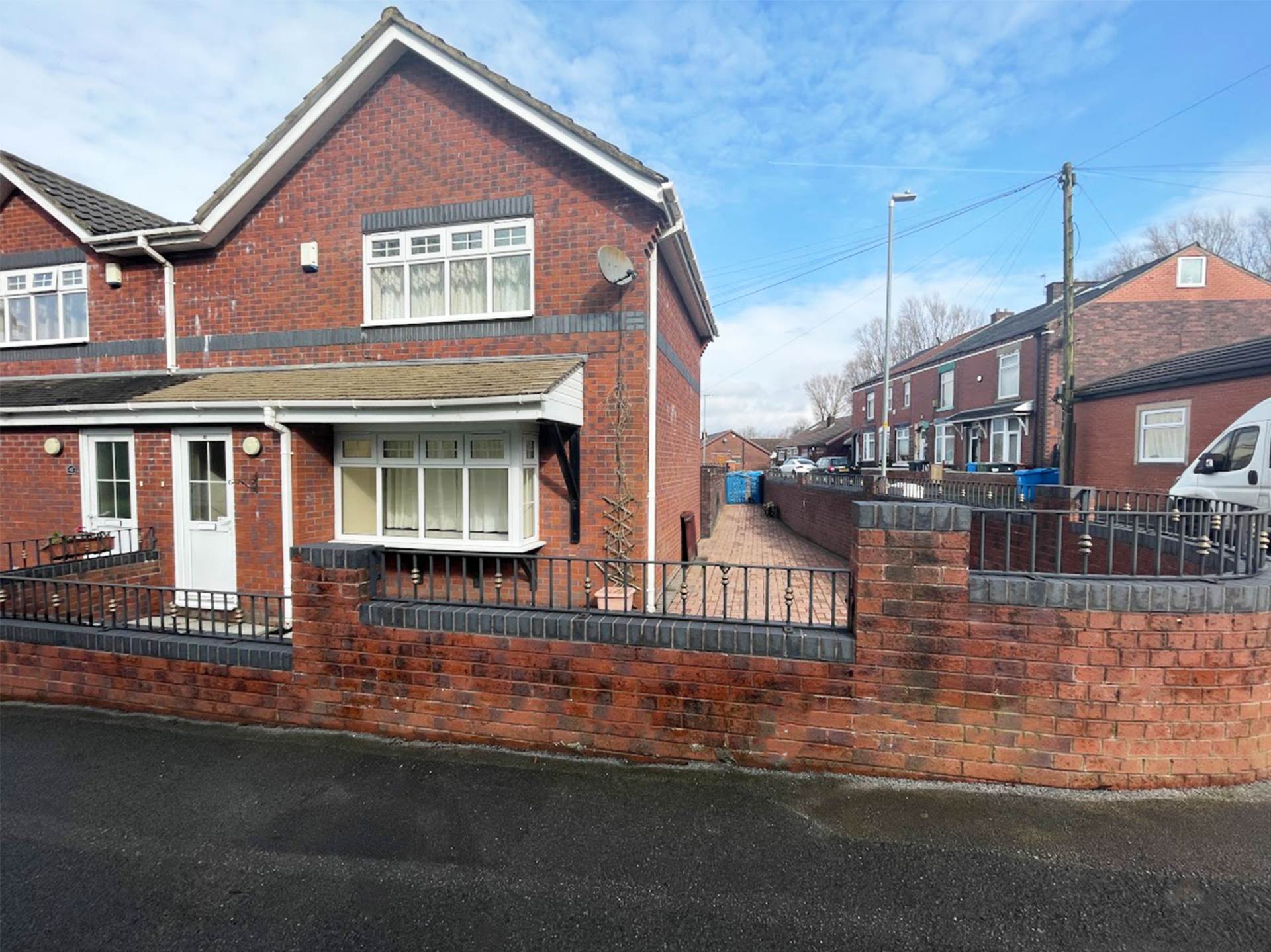 Additional Property Image 2 bedroom Town House for sale in Oldham 2