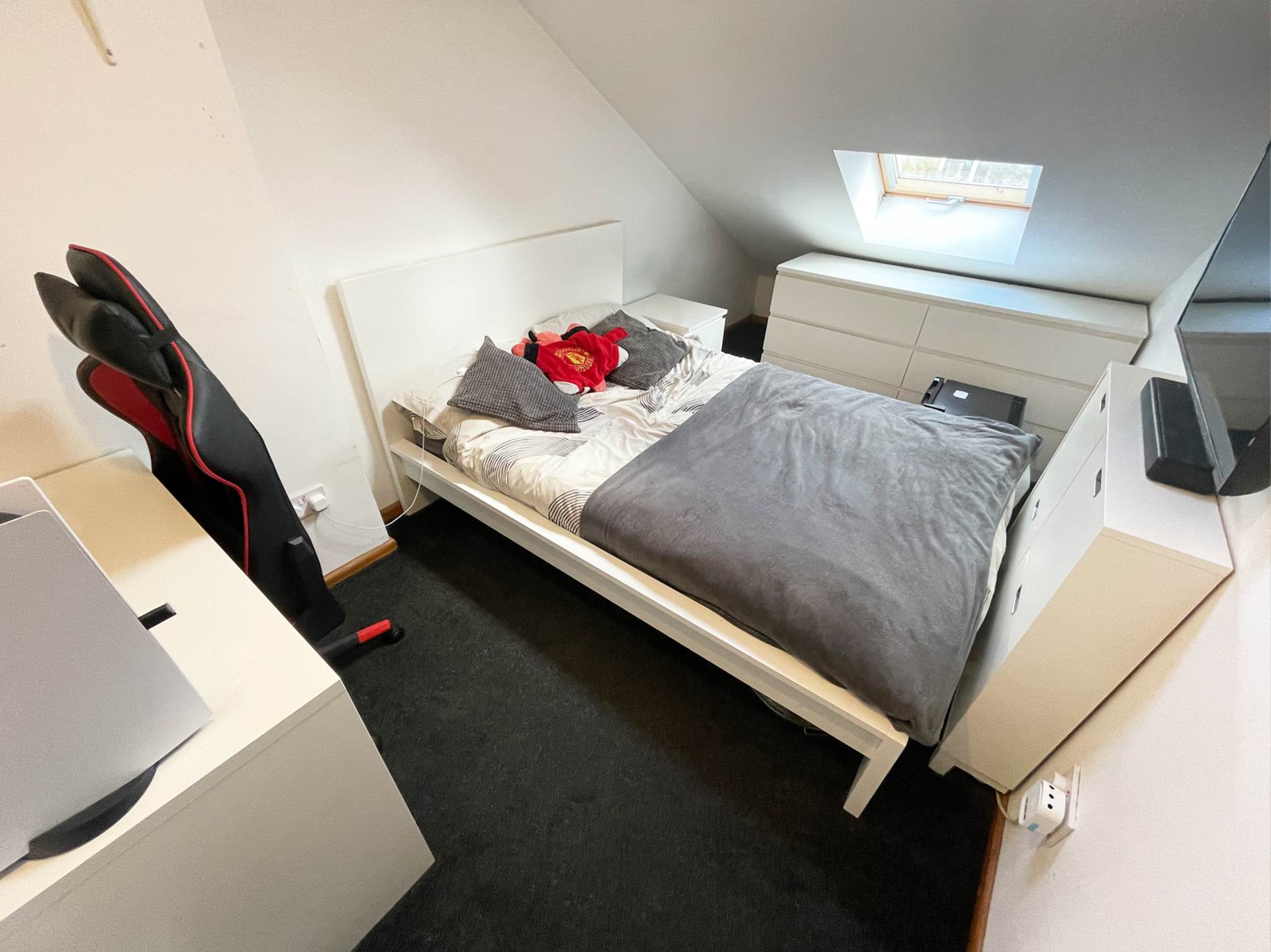 Additional Property Image 4 bedroom Semi Detached Bungalow for sale in Oldham 7