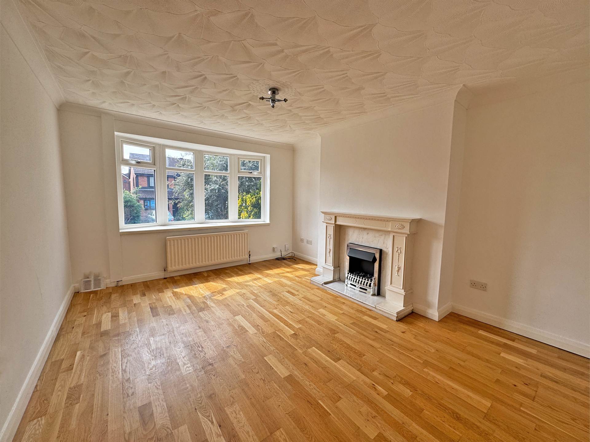 Additional Property Image 3 bedroom Semi Detached for sale in Oldham 2